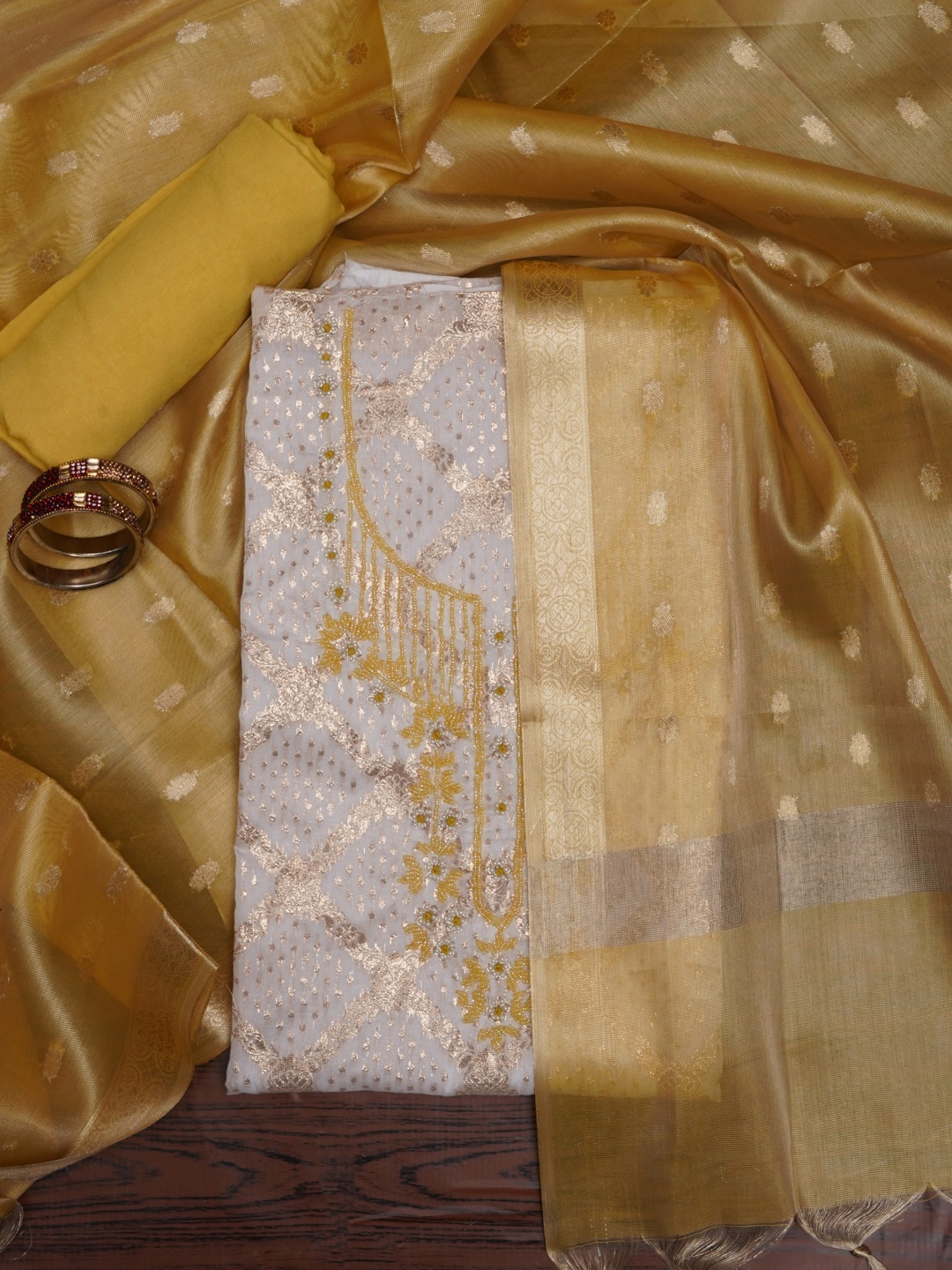 

Jaipur Kurti Women Zari Woven Cotton Blend Dress Material with Dupatta, White