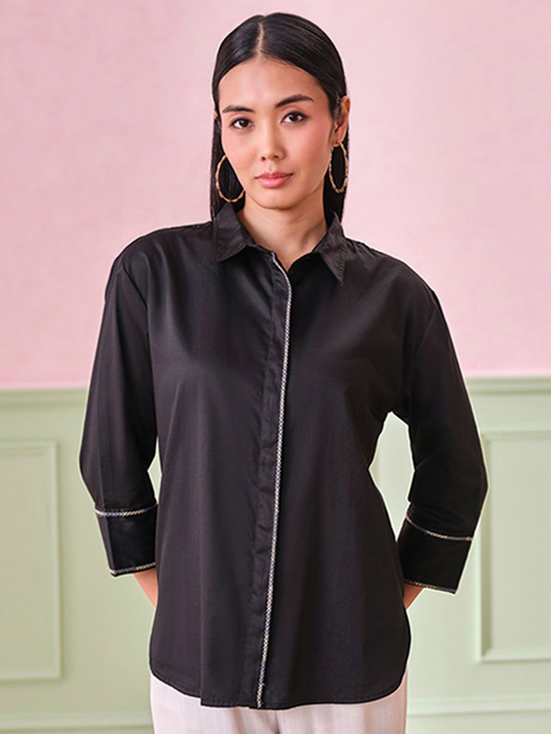 

AND Women Solid Shirt Collar Cotton Top, Black