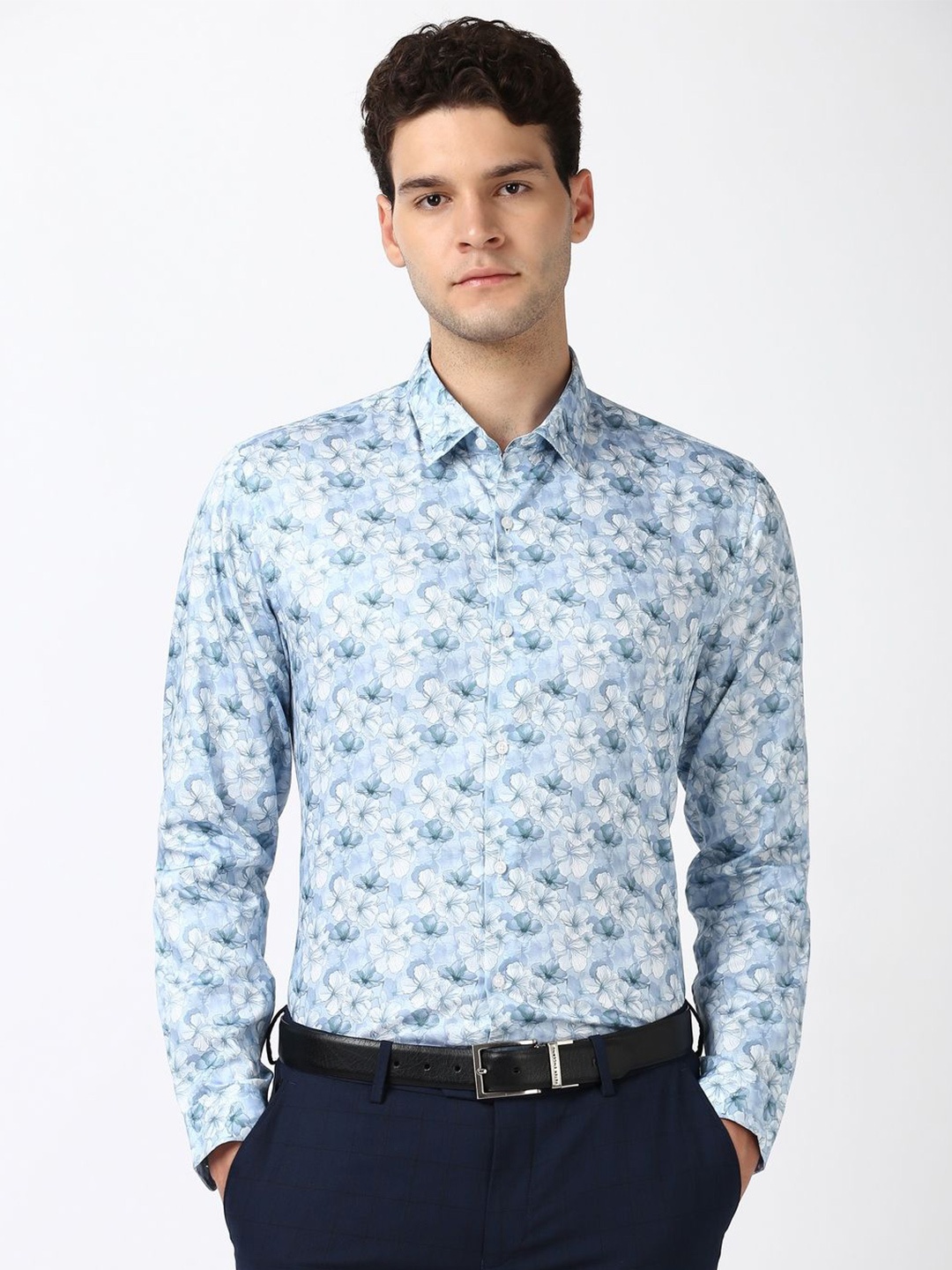 

Peter England Men Spread Collar Floral Printed Cotton Slim Fit Formal Shirt, Blue