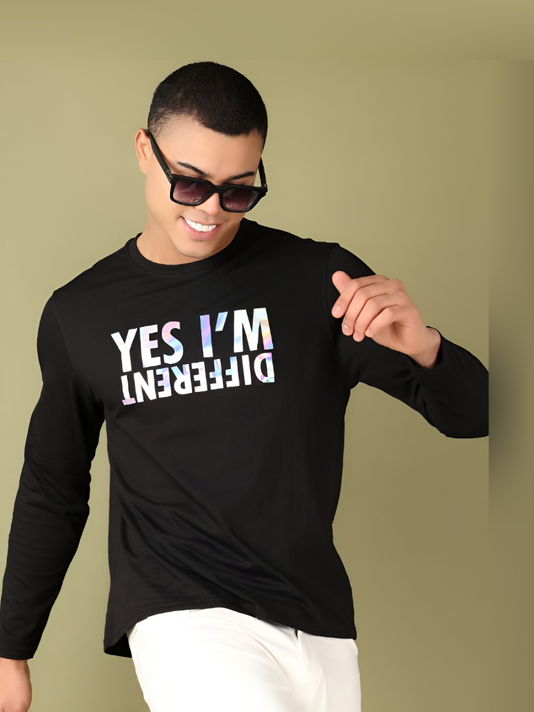 

V-Mart Men Typography Printed Round Neck Cotton T-shirt, Black