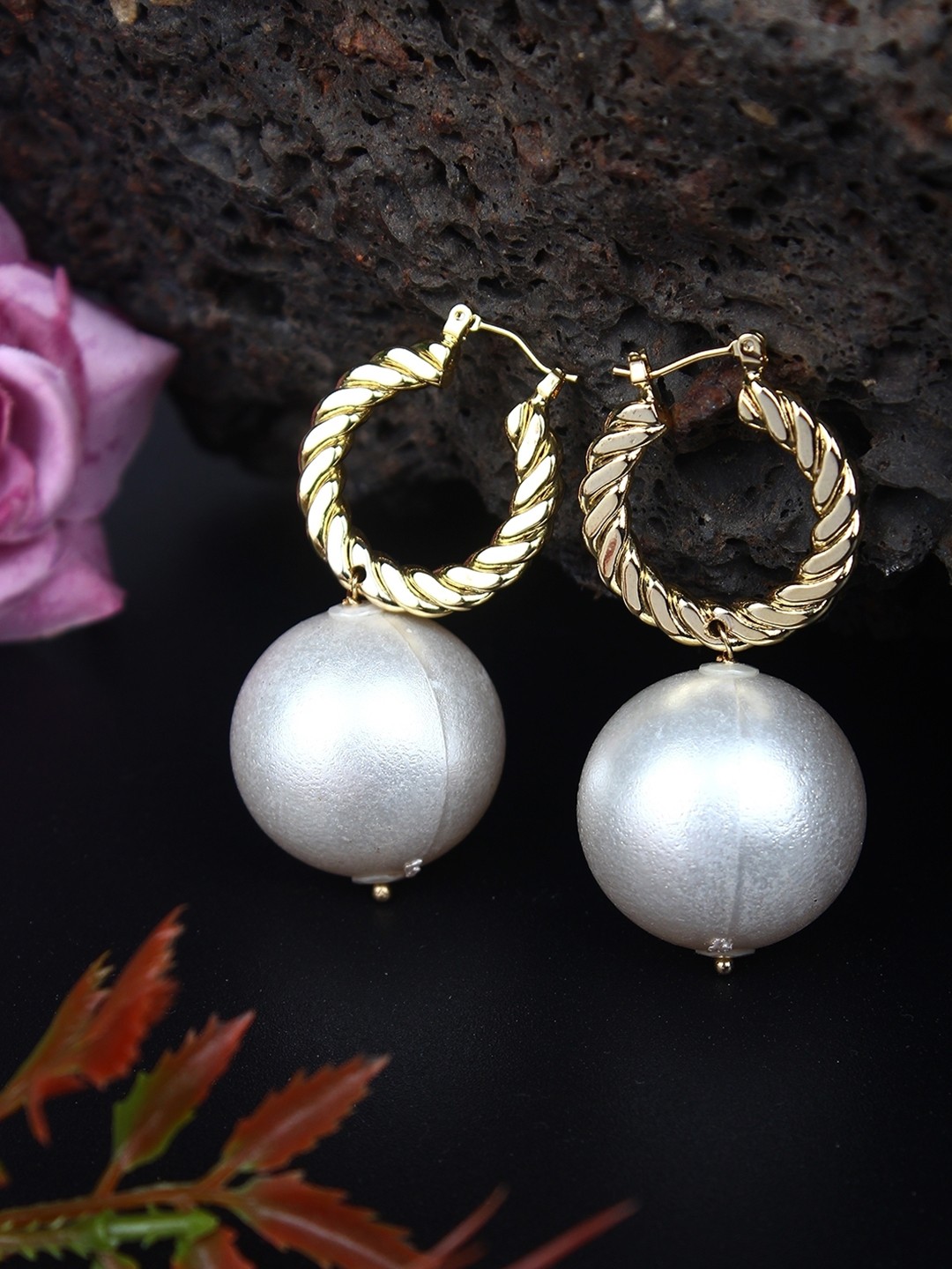 

KPOP Contemporary Drop Earrings, Gold