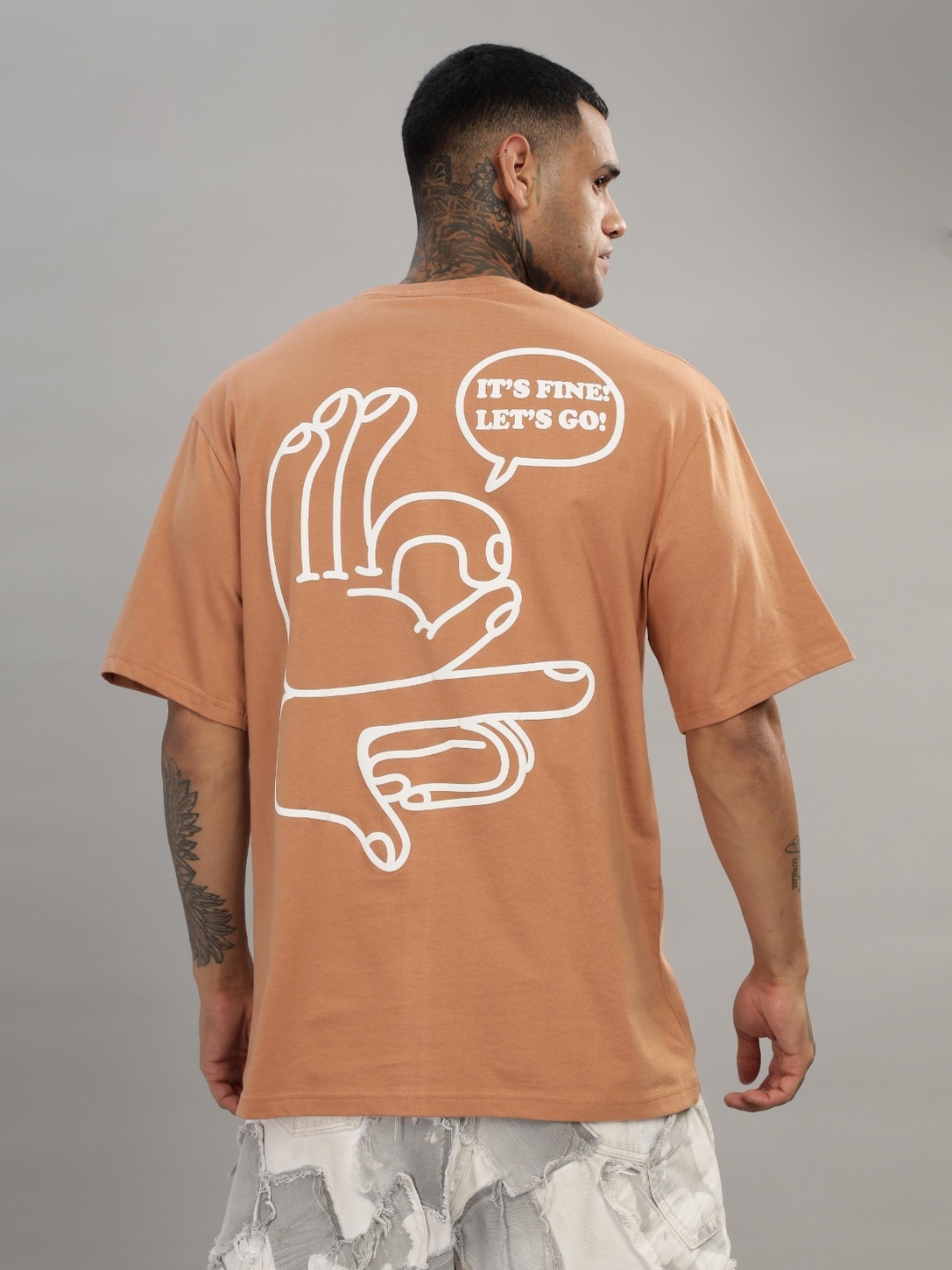 

TOMHIDDLE Men Graphic Printed Round Neck Cotton T-shirt, Beige