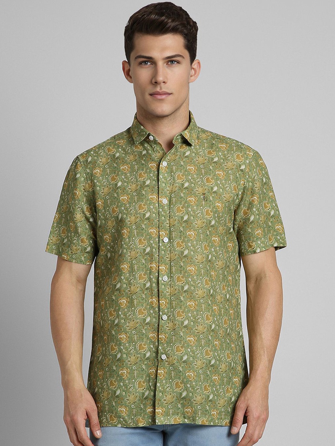 

SIMON CARTER LONDON Men Spread Collar Floral Printed Cotton Casual Shirt, Olive