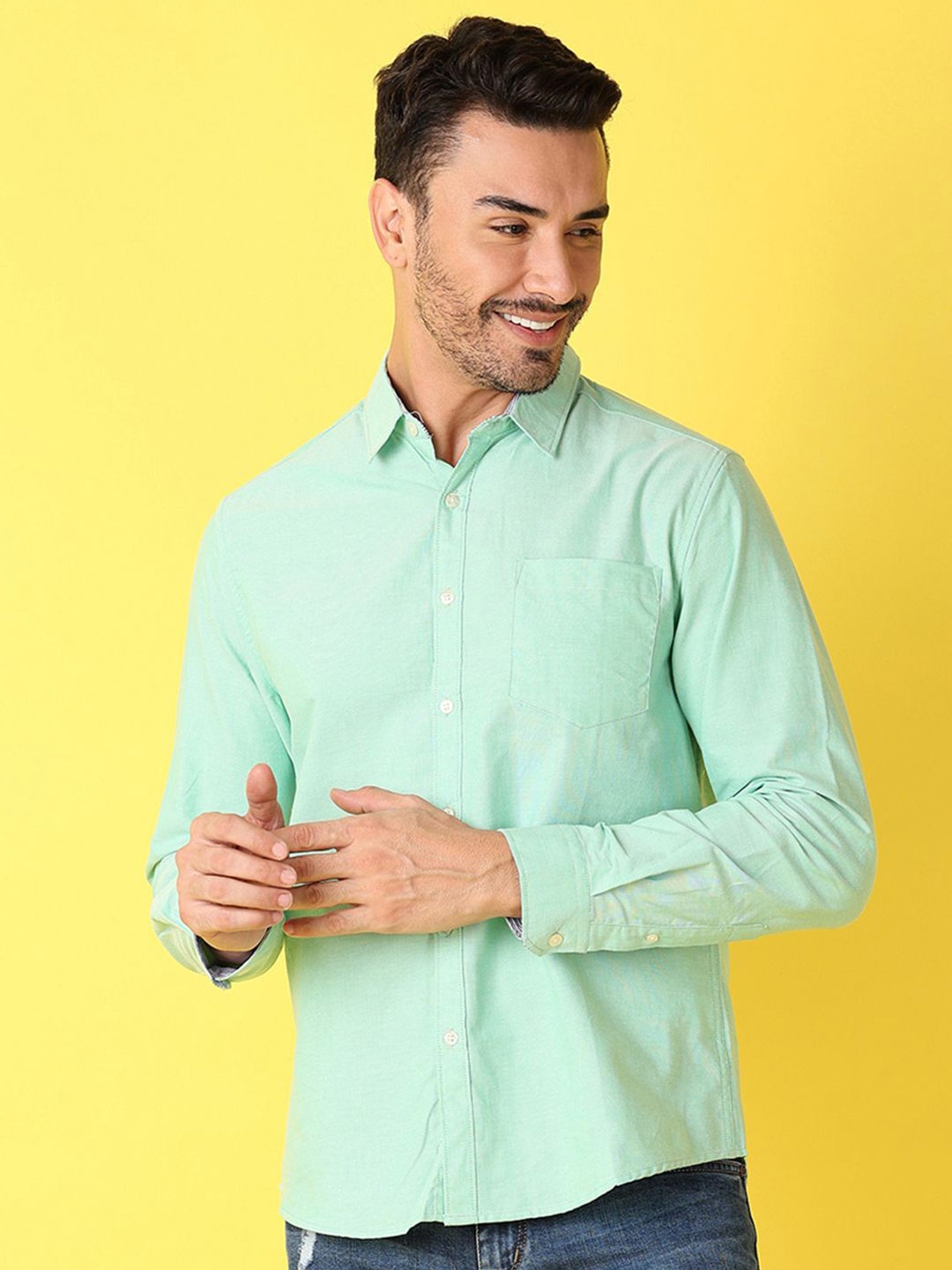 

V-Mart Men Spread Collar Solid Cotton Casual Shirt, Green