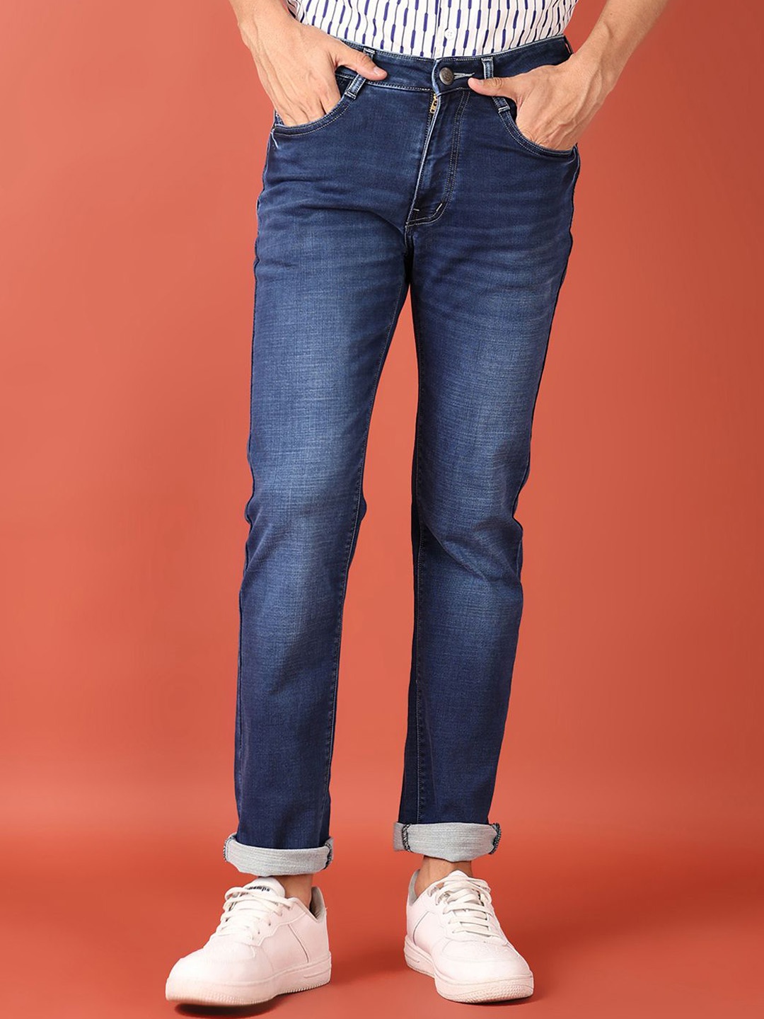 

V-Mart Men Straight Fit Light Fade Stretchable Jeans, Blue