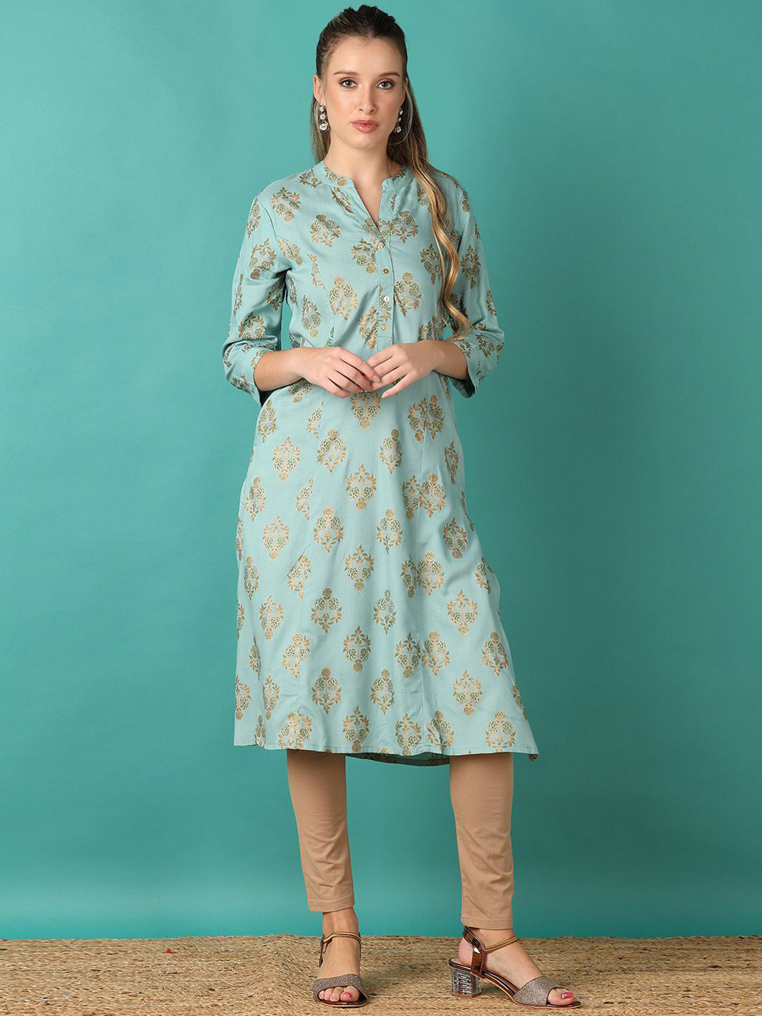 

V-Mart Women Floral Printed Kurta, Sea green