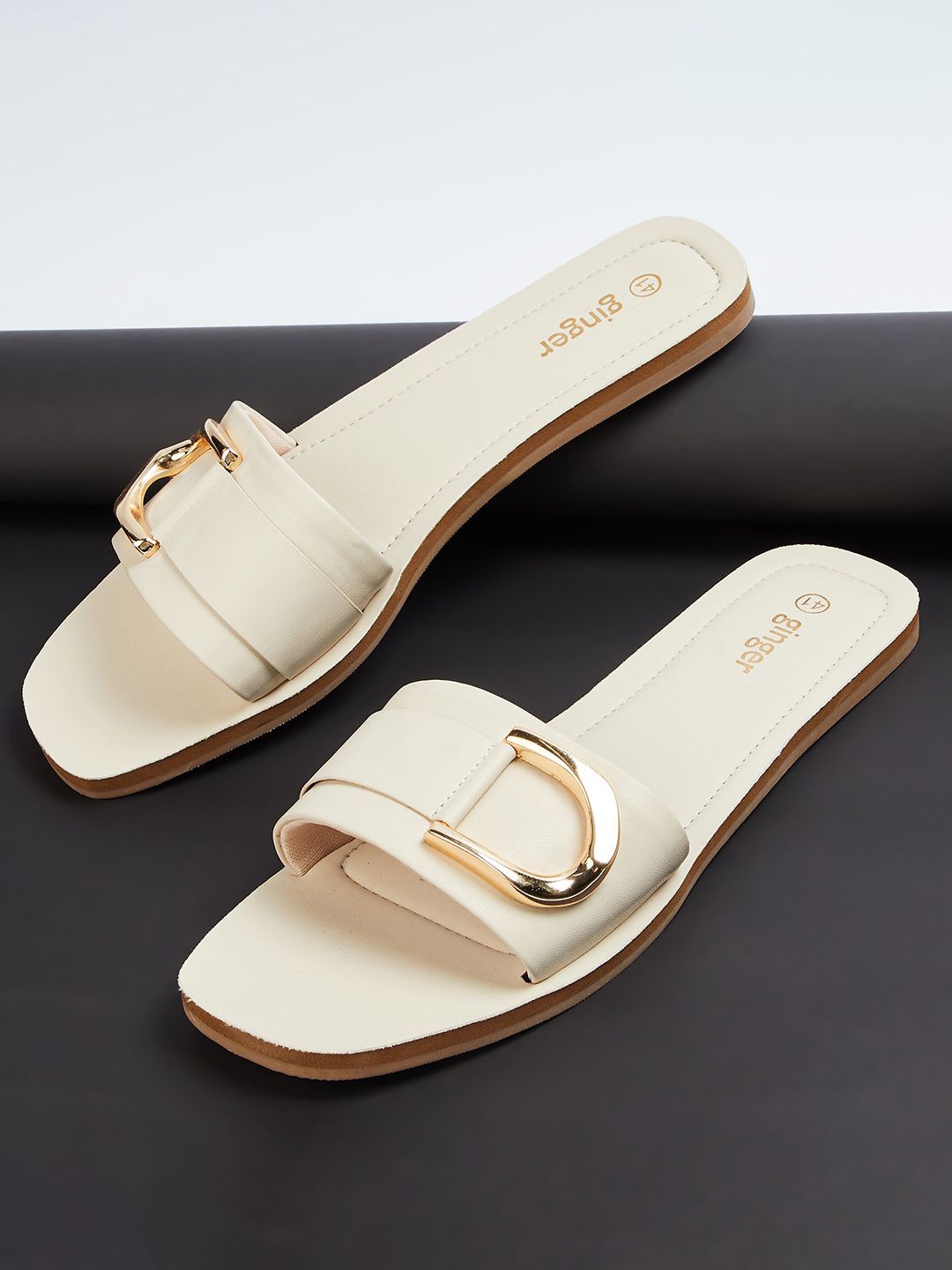 

CODE by Lifestyle Women Open Toe Flats, Off white