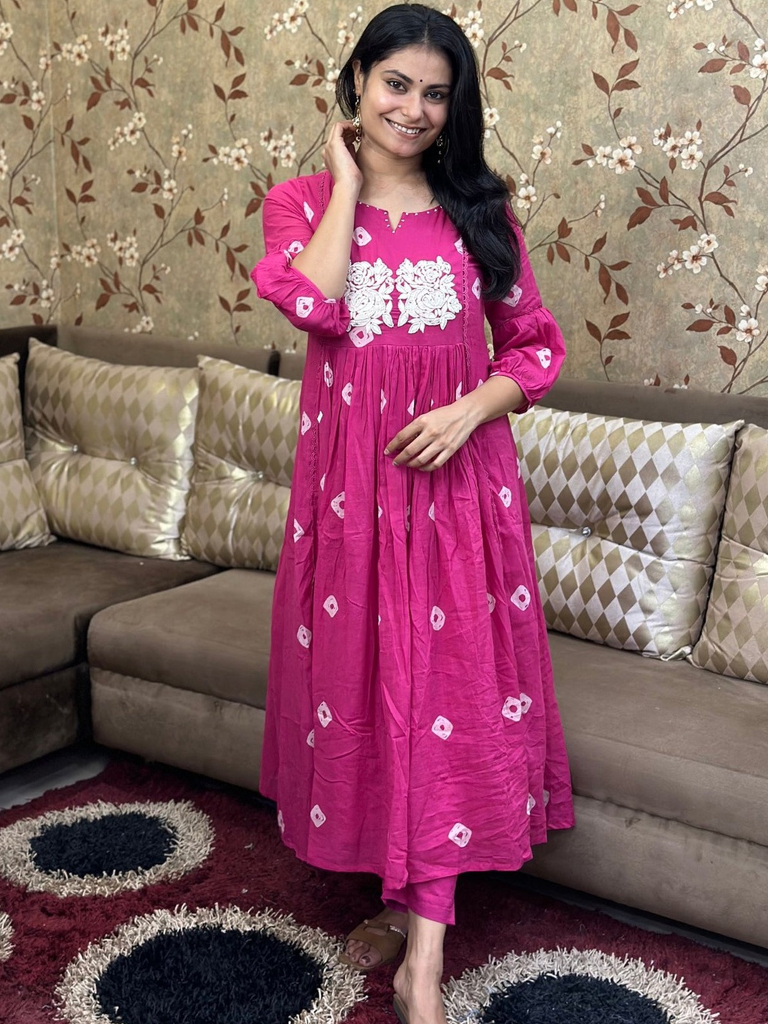 

GoSriKi Floral Embroidered Round Neck Regular A-Line Kurta With Trouser, Pink