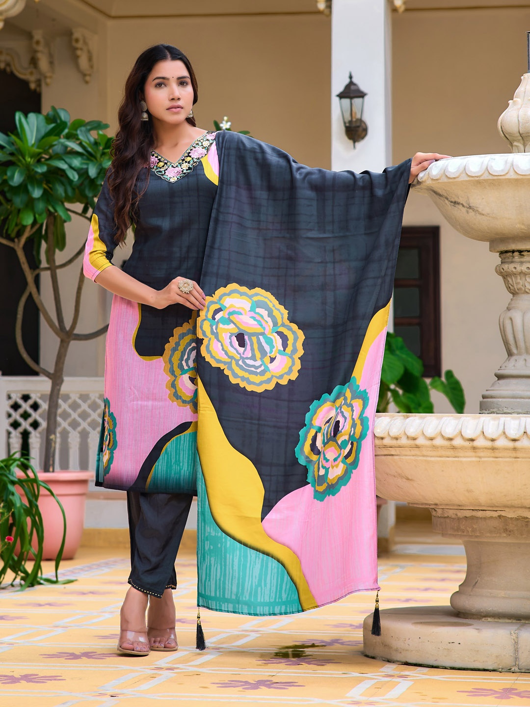 

KALINI Floral Embroidered Thread Work Straight Kurta With Trousers & Dupatta, Lavender