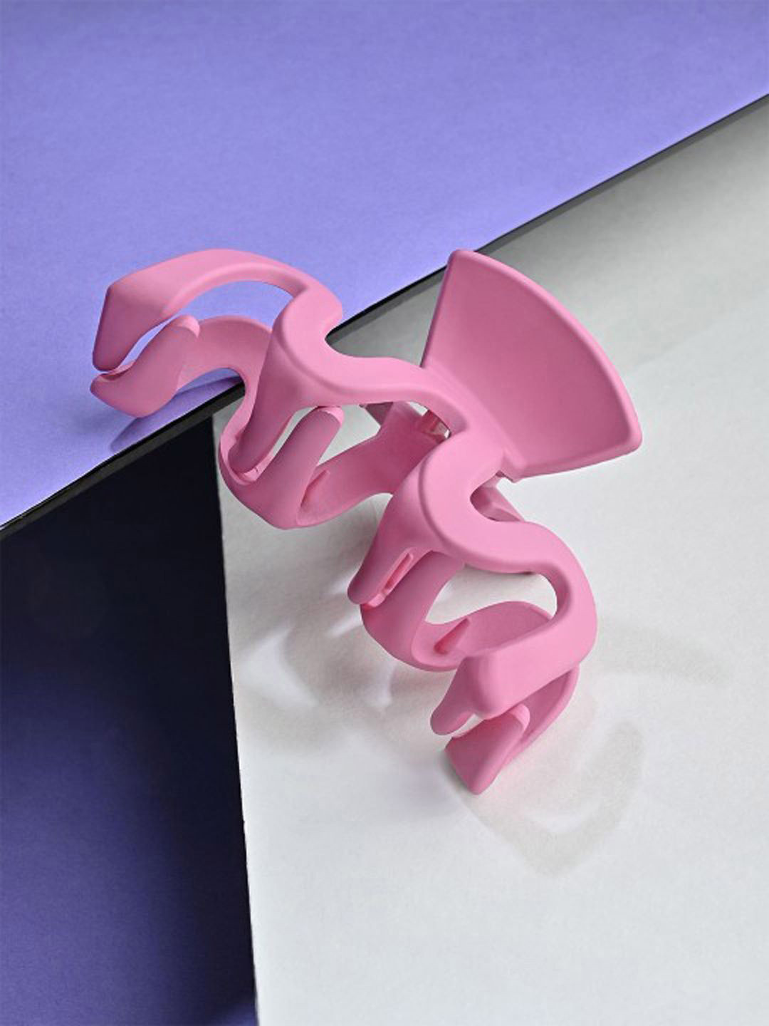 

Krelin Women Matte Wiggle Hair Claw Clip, Pink
