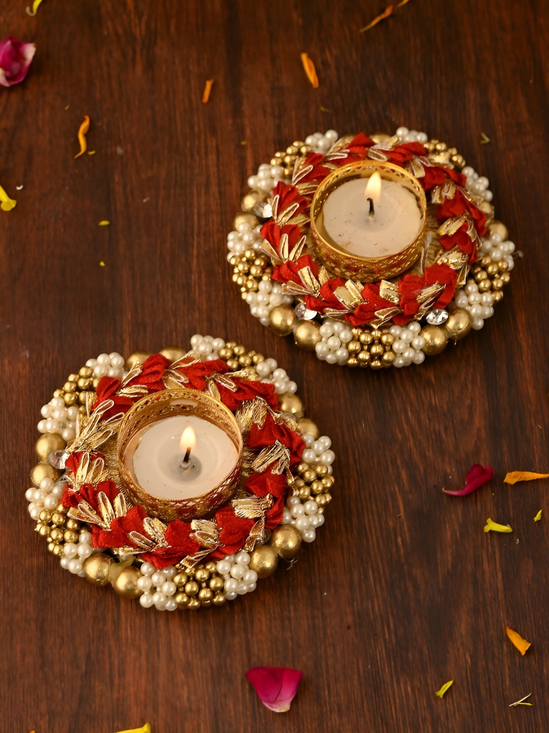 

Aapno Rajasthan Red & Gold-Toned 2 Pieces Embellished Metal Candle Holders