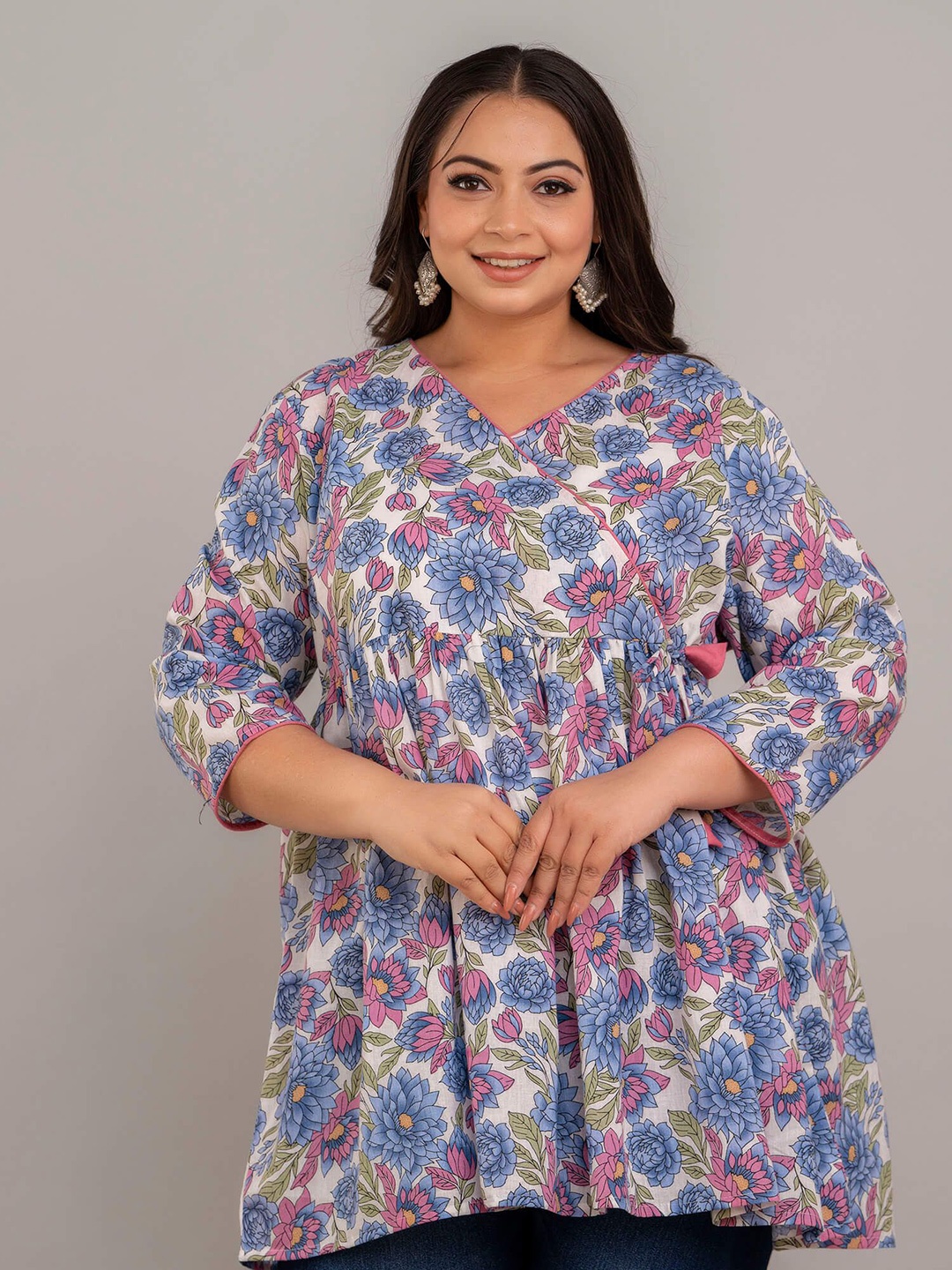 

Fashion Zest Women Floral Printed Plus Size V-Neck Tunic, White