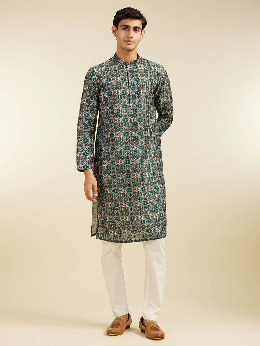 

Diwas by Manyavar Men Ethnic Motifs Printed Straight Kurta, Green