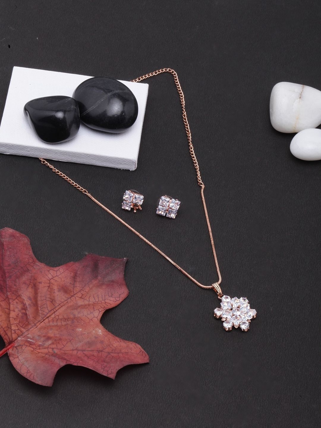 

KPOP Rose Gold Plated Stones Studded Necklace & Earrings With Finger Ring