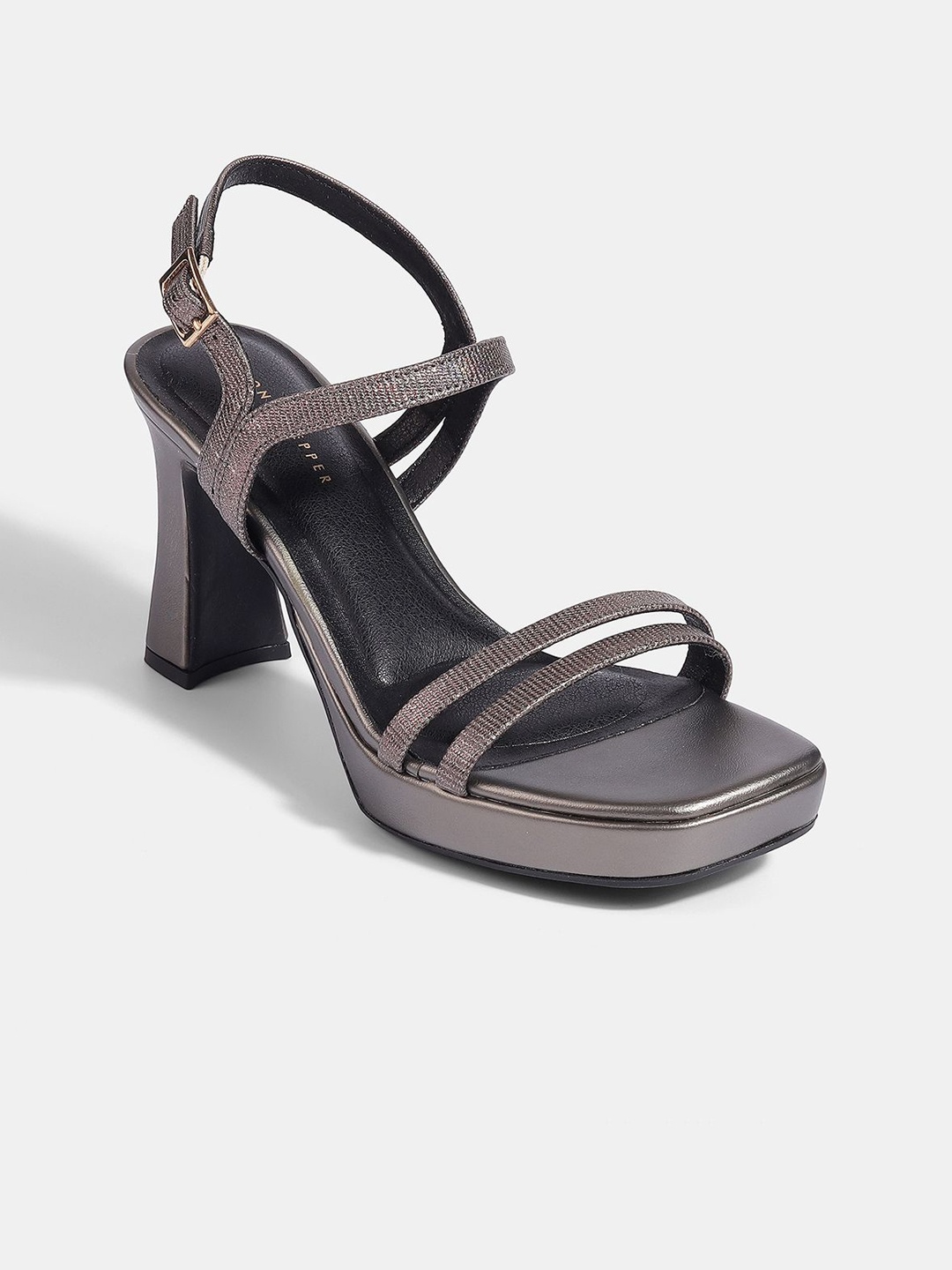 

LEMON & PEPPER Women Block Sandals with Buckles, Grey
