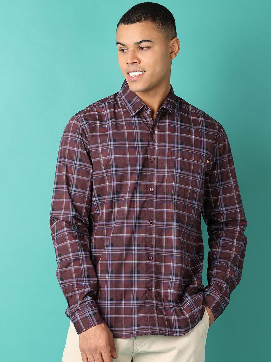 

V-Mart Men Spread Collar Tartan Checked Cotton Casual Shirt, Brown