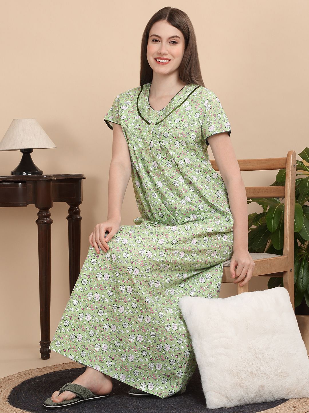 

Sweet Dreams Women Printed Pure Cotton Maxi Nightdress, Green