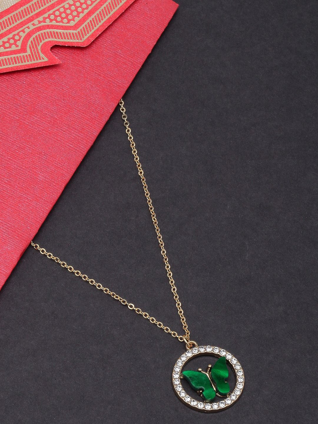 

KPOP Gold-Plated CZ-Studded Pendant Chain