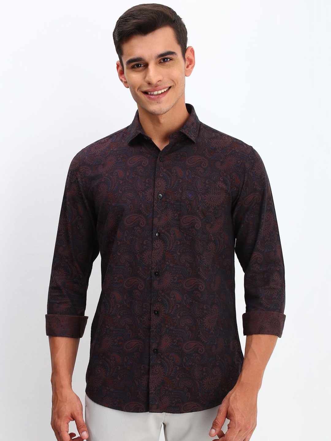 

Allen Solly Men Spread Collar Abstract Printed Cotton Slim Fit Casual Shirt, Brown