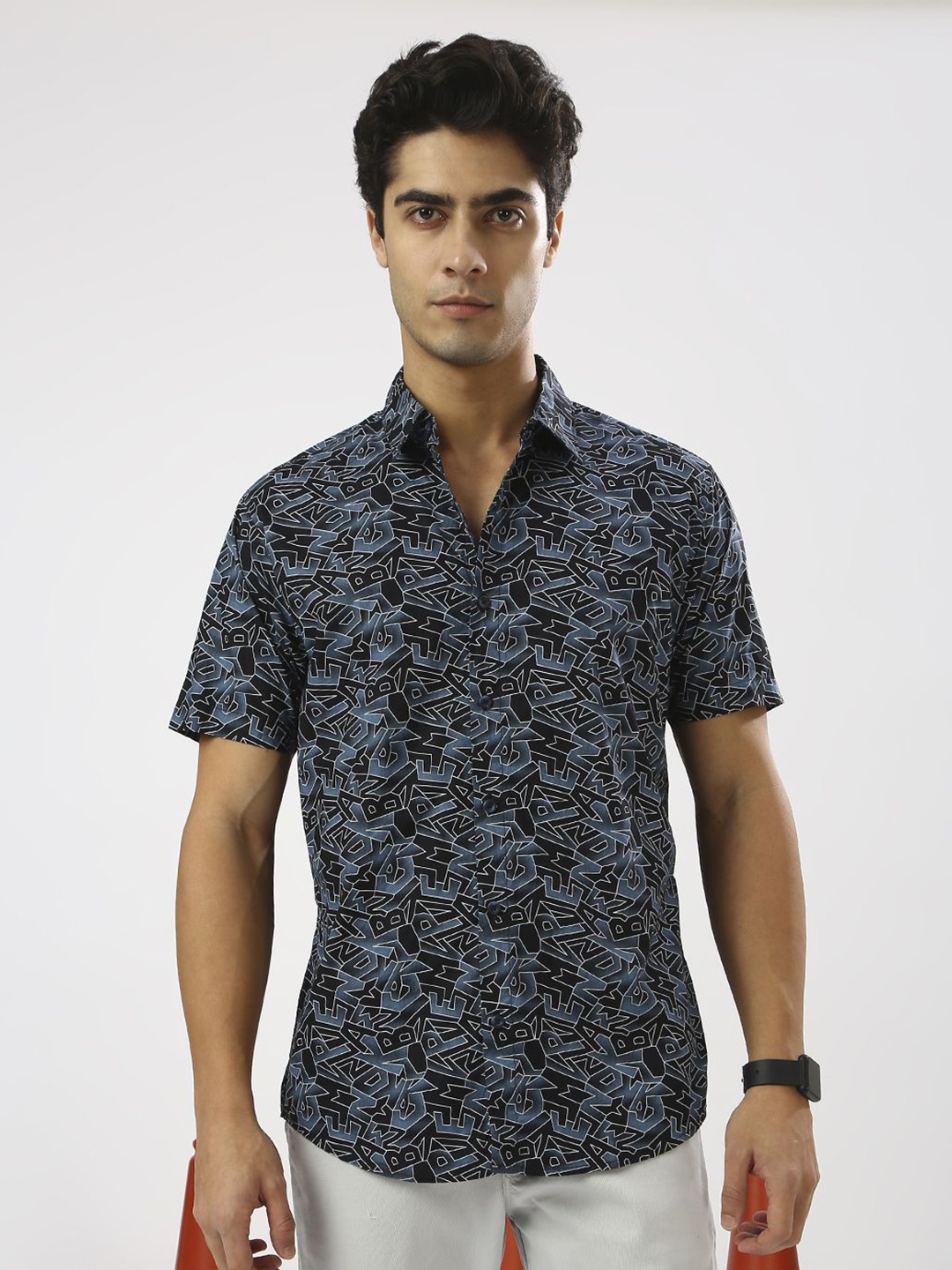 

VALEN CLUB Men India Slim Spread Collar Graphic Printed Cotton Casual Shirt, Navy blue