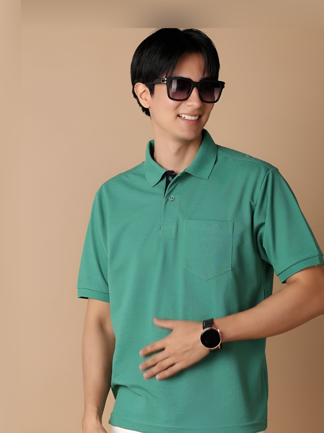 

V-Mart Men Solid Polo Collar Cotton T-shirt, Green