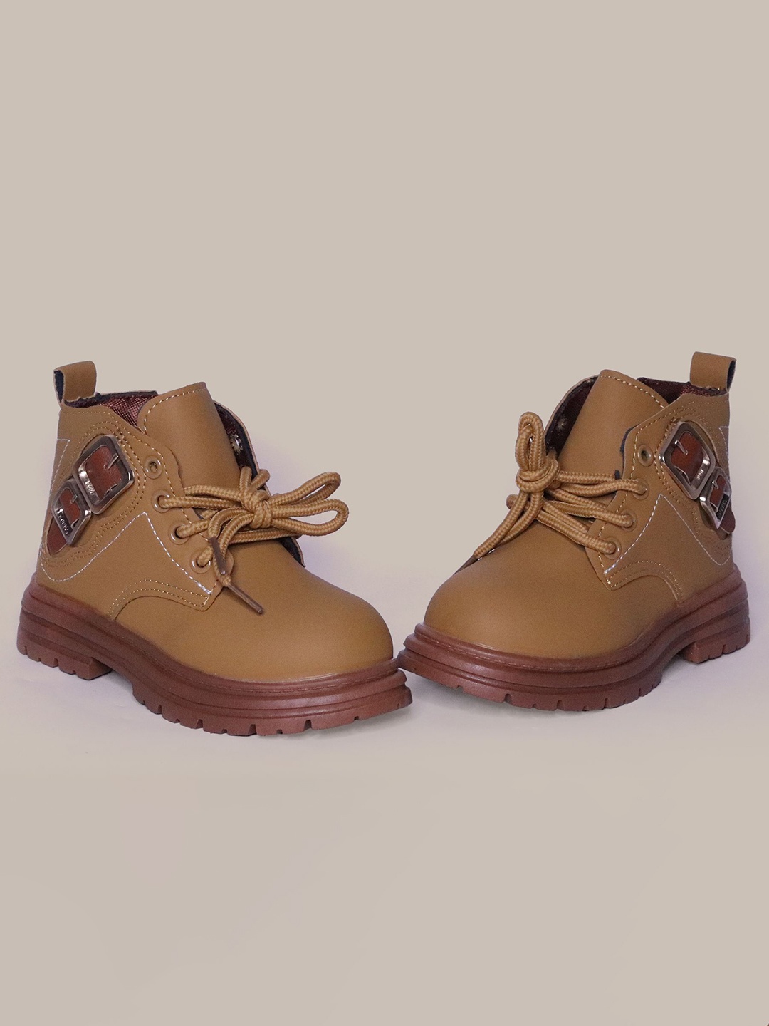 

BAESD Solid Kids Sneakers, Brown