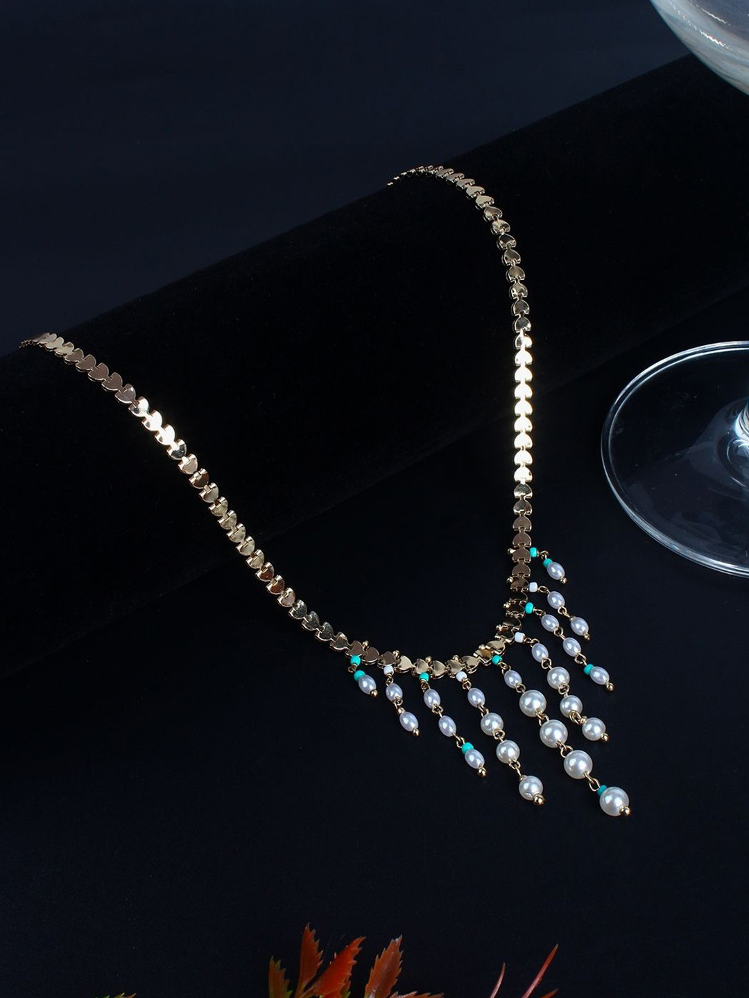 

KPOP Gold-Plated Pearls Necklace