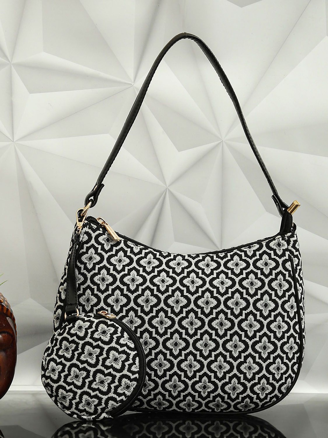 

Bagsy Malone Women Floral Printed Shoulder Bag Comes With Pouch, Black