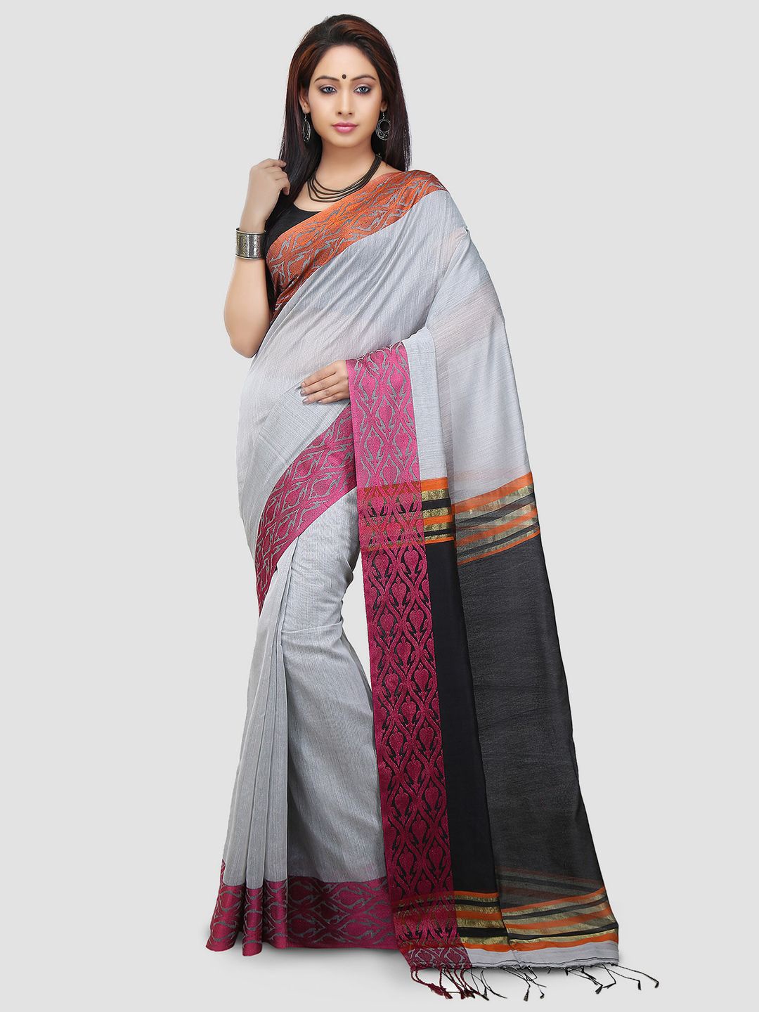 

Crochetin Solid Woven Design Saree, Silver