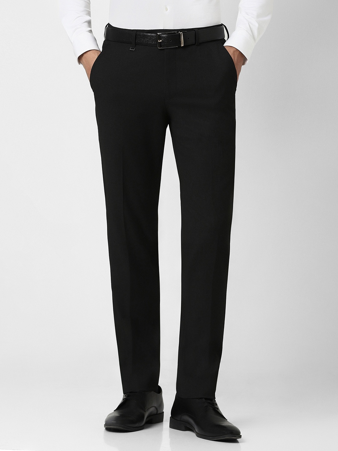 

Van Heusen Men Slim Fit Formal Trousers, Black