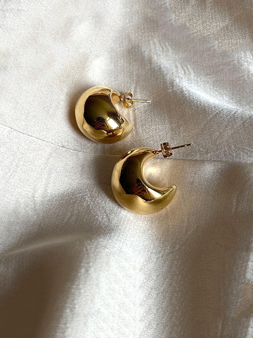 

Krelin Gold Plated Stainless Steel Classic Studs Earrings