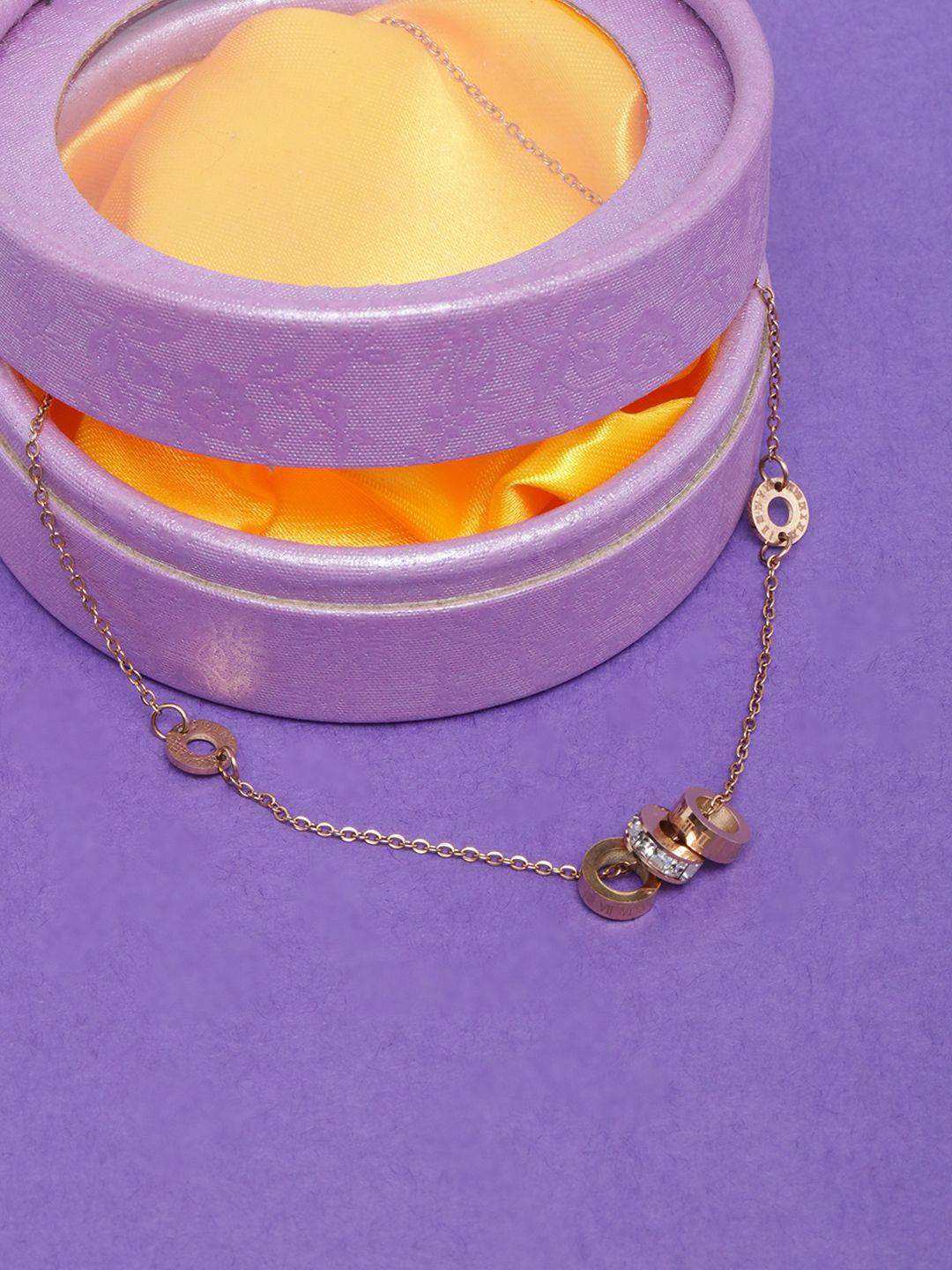 

KPOP Rose Gold-Plated Cubic Zirconia Studded Minimal Necklace