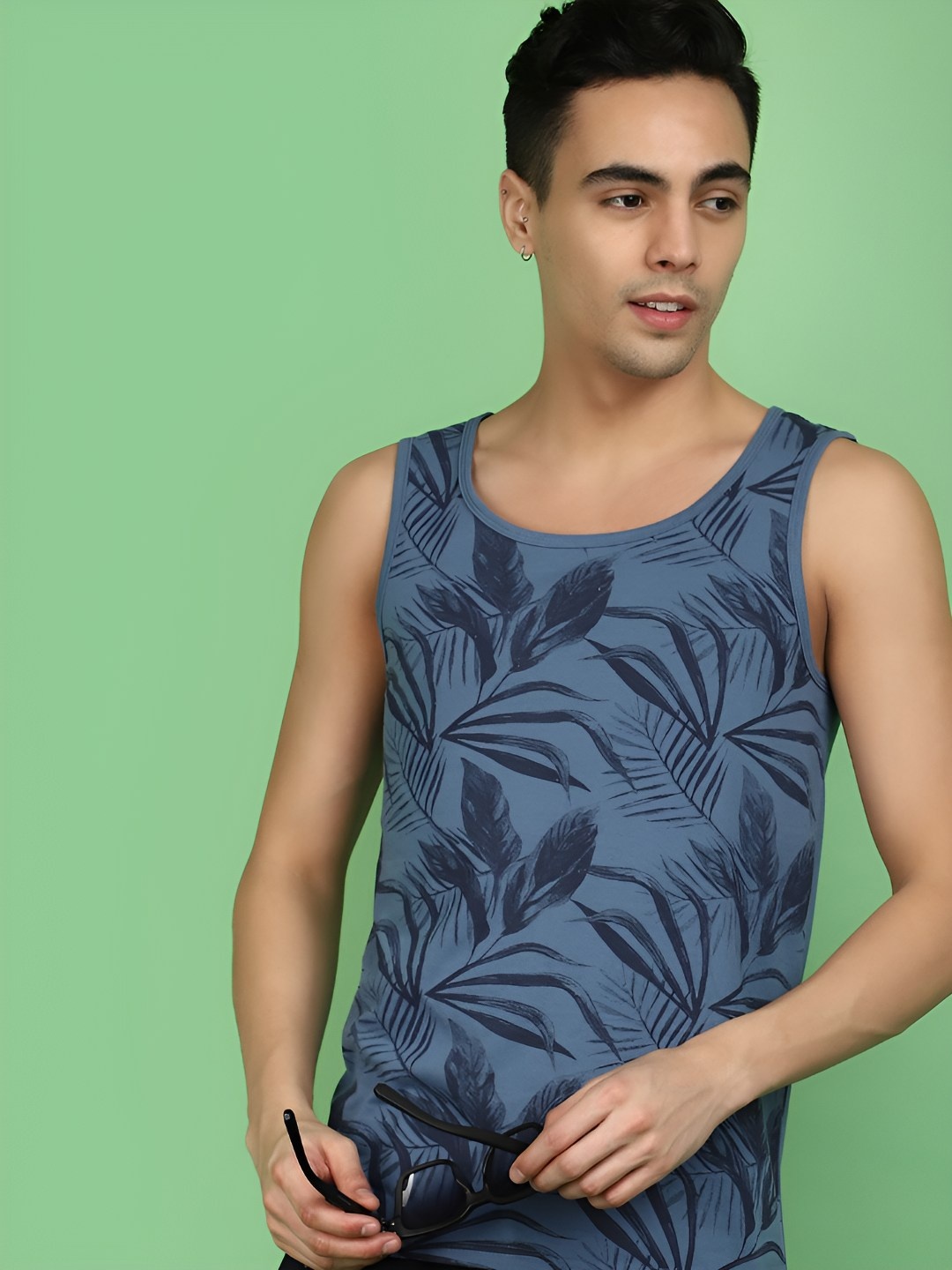 

V-Mart Men Floral Printed Round Neck Cotton T-shirt, Blue