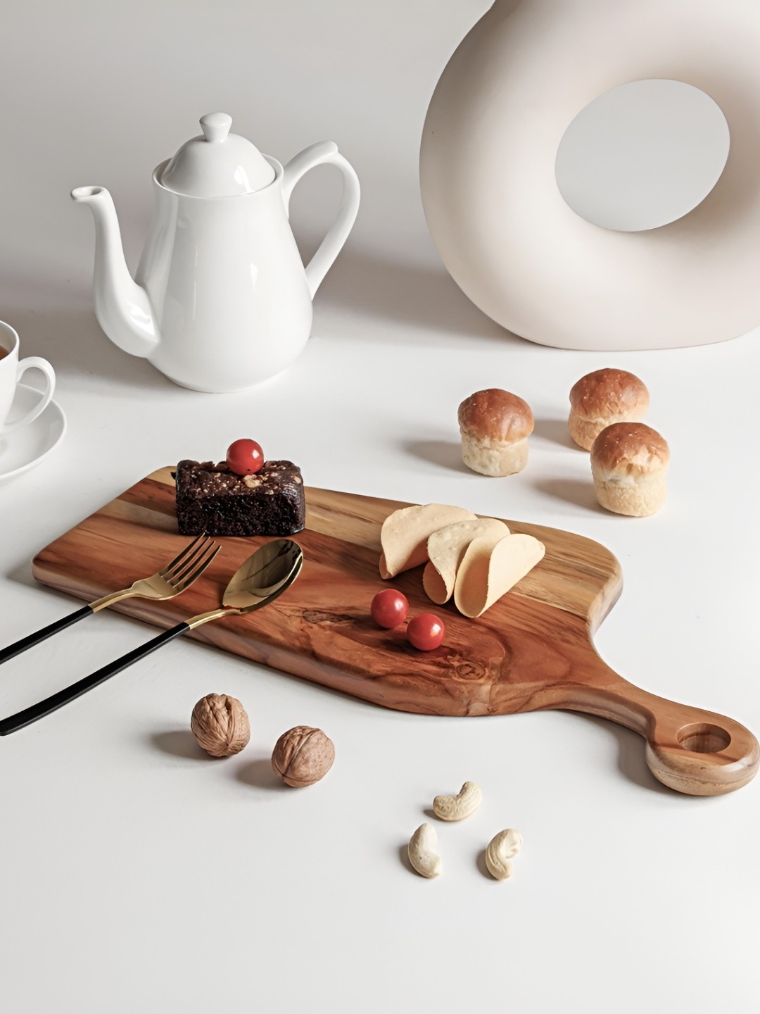 

Aurum Crafts Brown Teak Wooden Food Platter