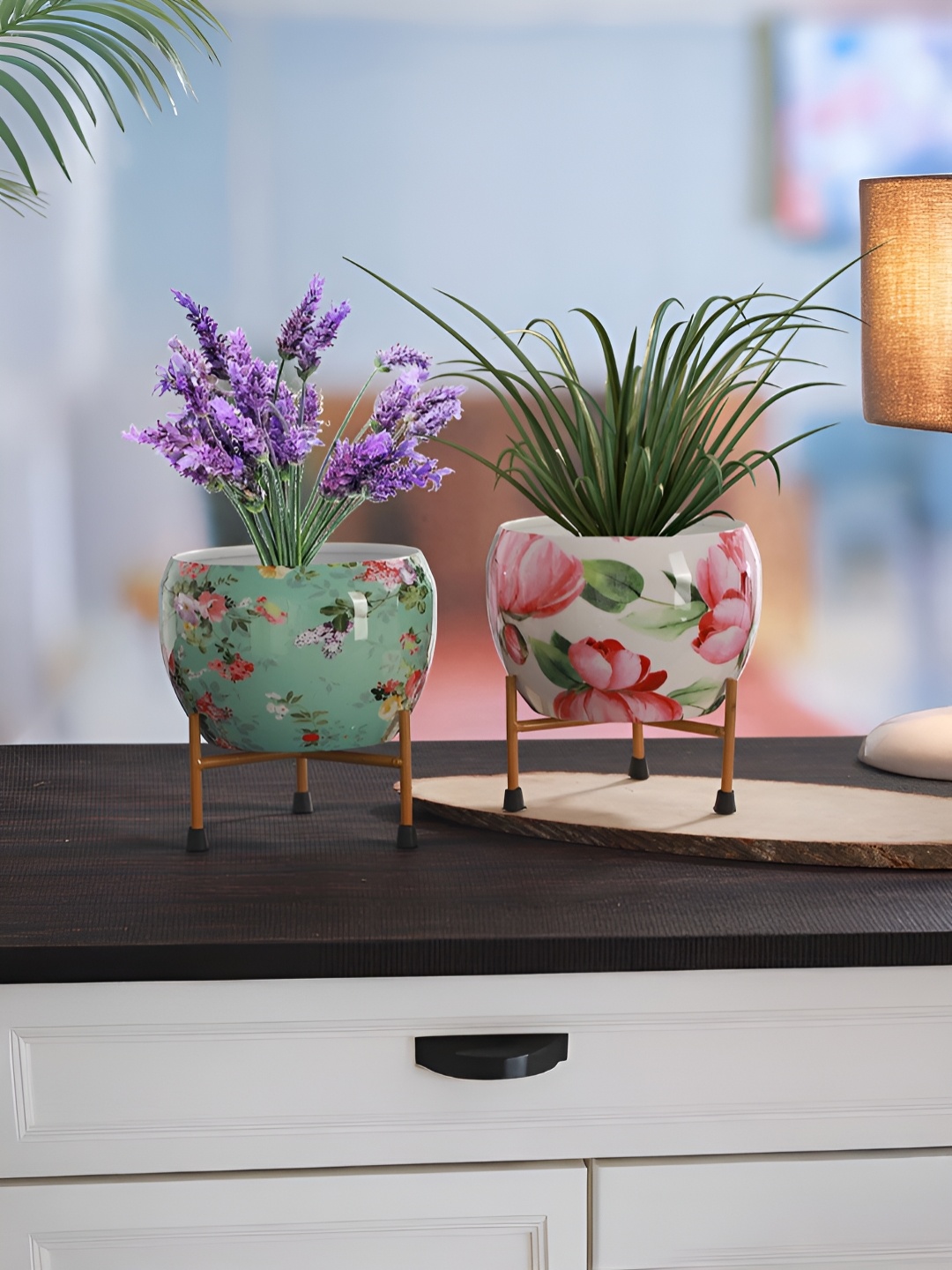 

Homspurts 2Pc Green & White Printed Metal Planters, Pink