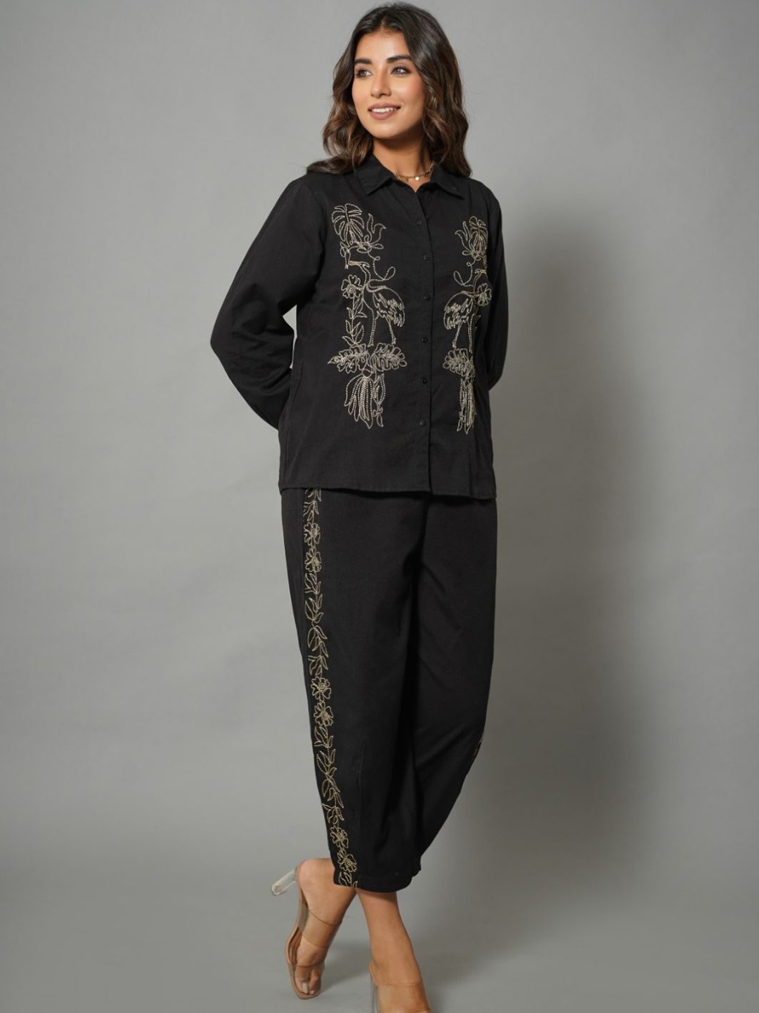 

Zolo Label Floral Embroidered Shirt With Trousers, Black