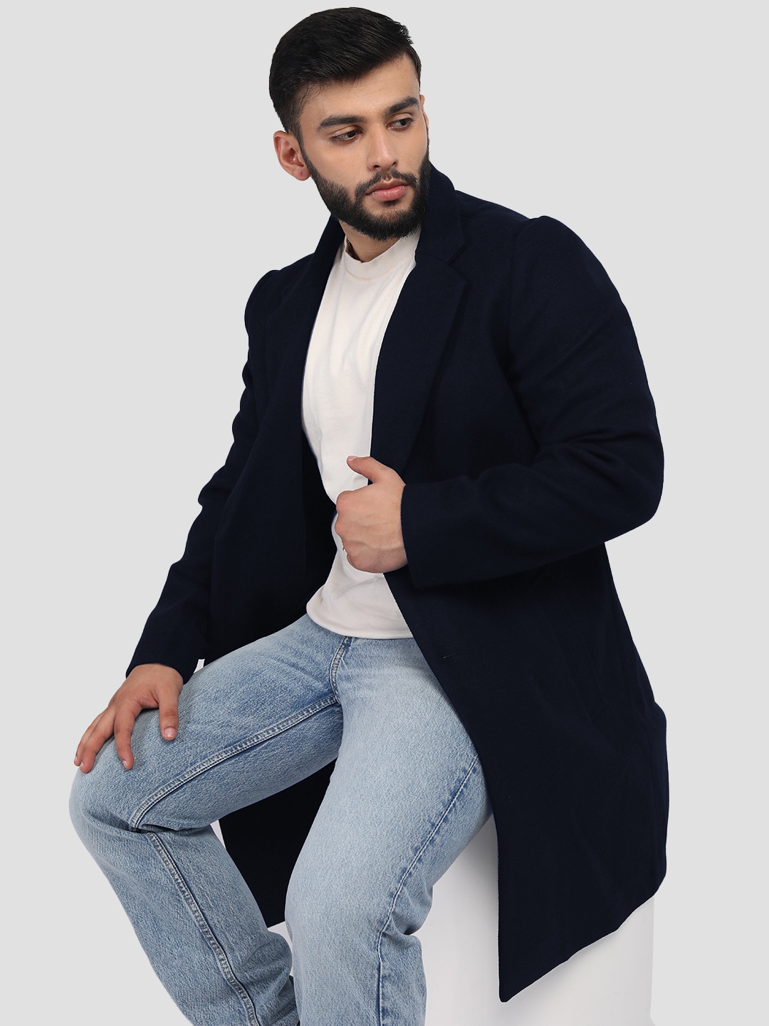 

HONNETE Men Solid Knee Length Single-Breasted Trench coat, Navy blue