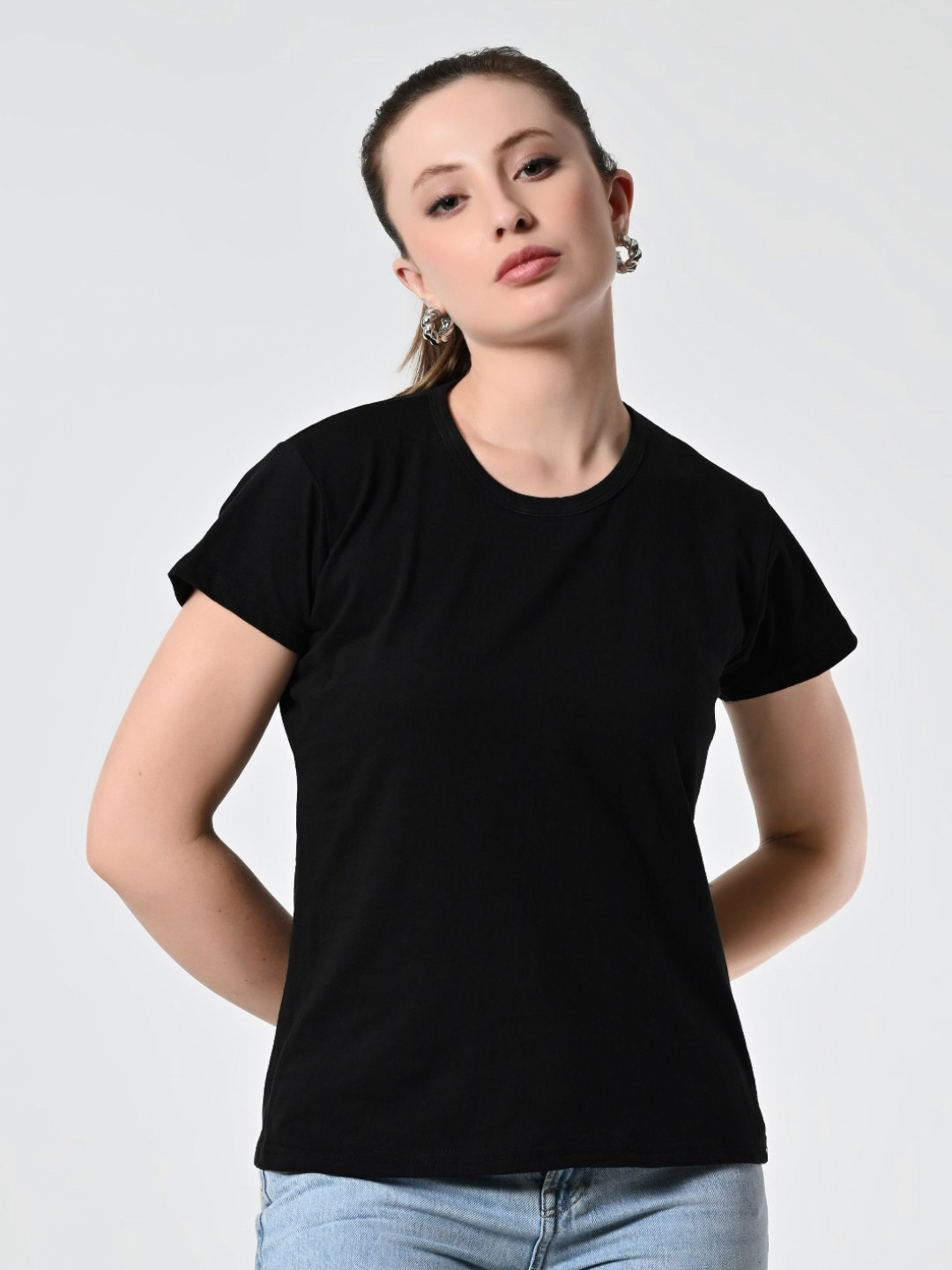 

BAESD Women Solid Round Neck Cotton T-shirt, Black
