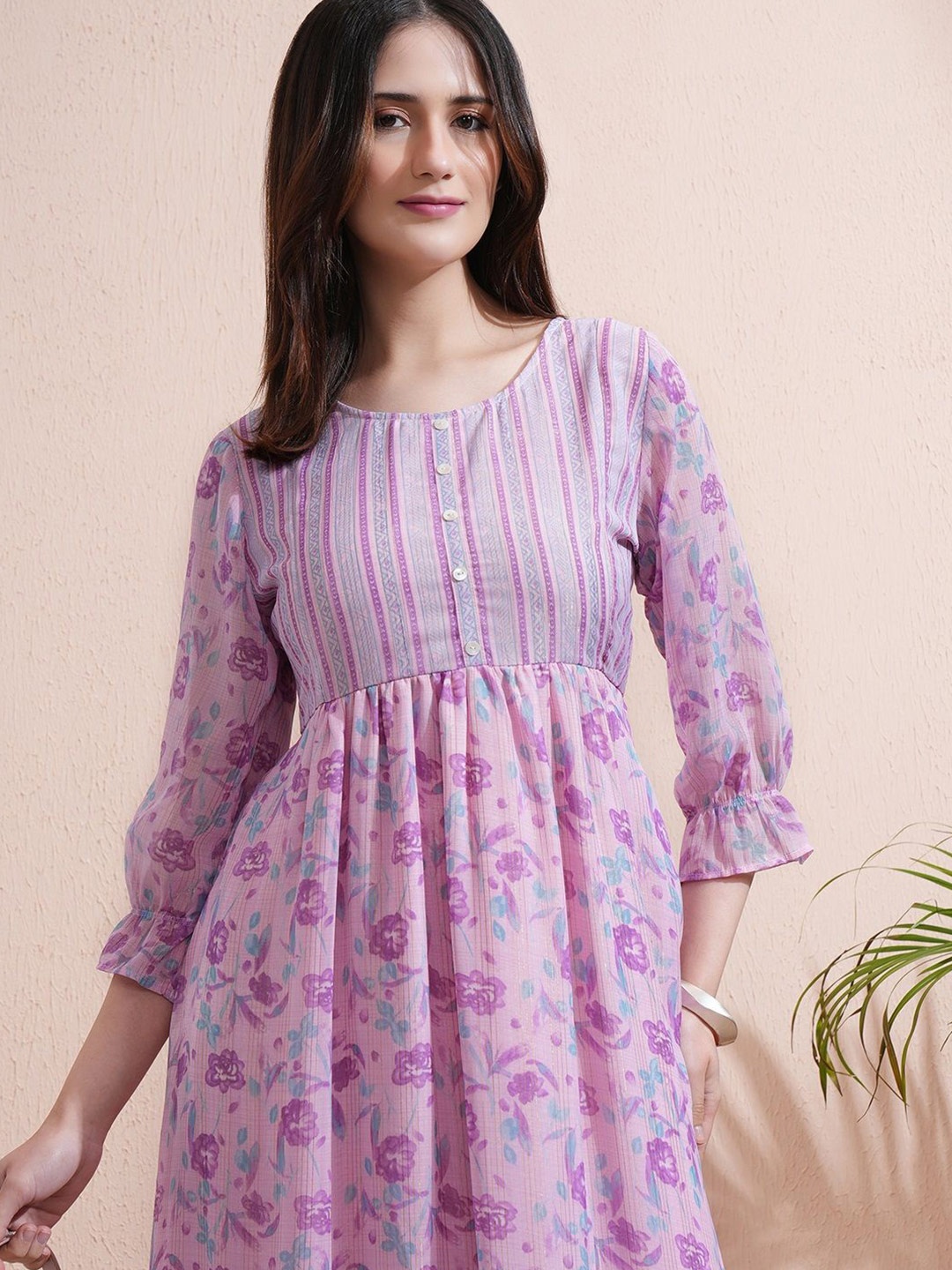 

Vishudh Women Floral Printed Puff Sleeve Midi Dress, Lavender