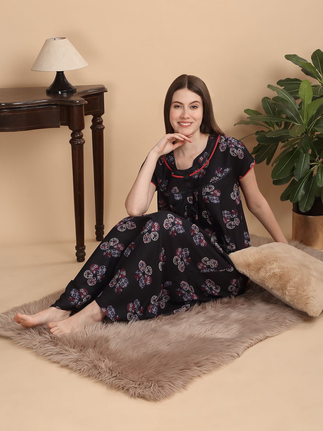 

Sweet Dreams Women Pure Cotton Printed Maxi Nightdress, Black