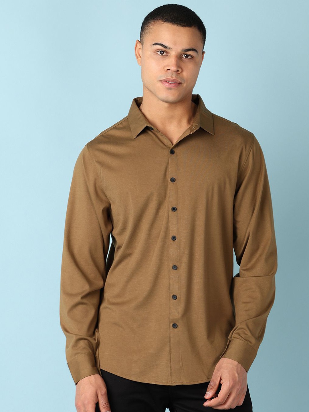 

V-Mart Men Spread Collar Solid Cotton Casual Shirt, Brown