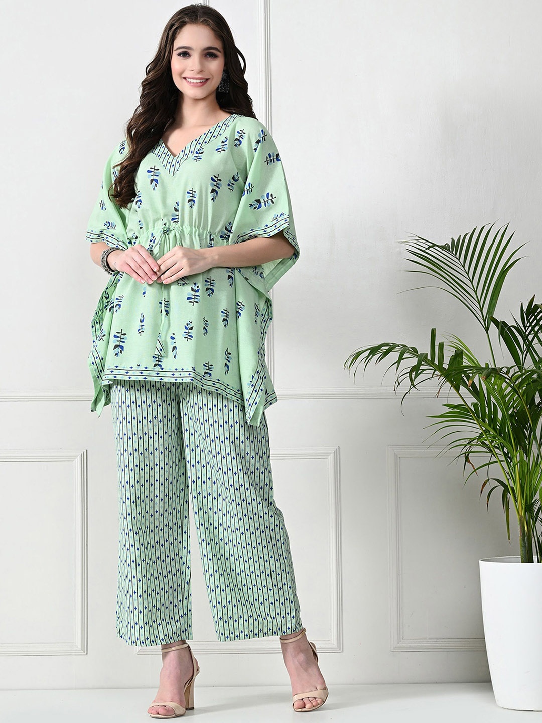 

Laado - Pamper Yourself Floral Printed Pure Cotton Kaftan Top With Trouser, Green