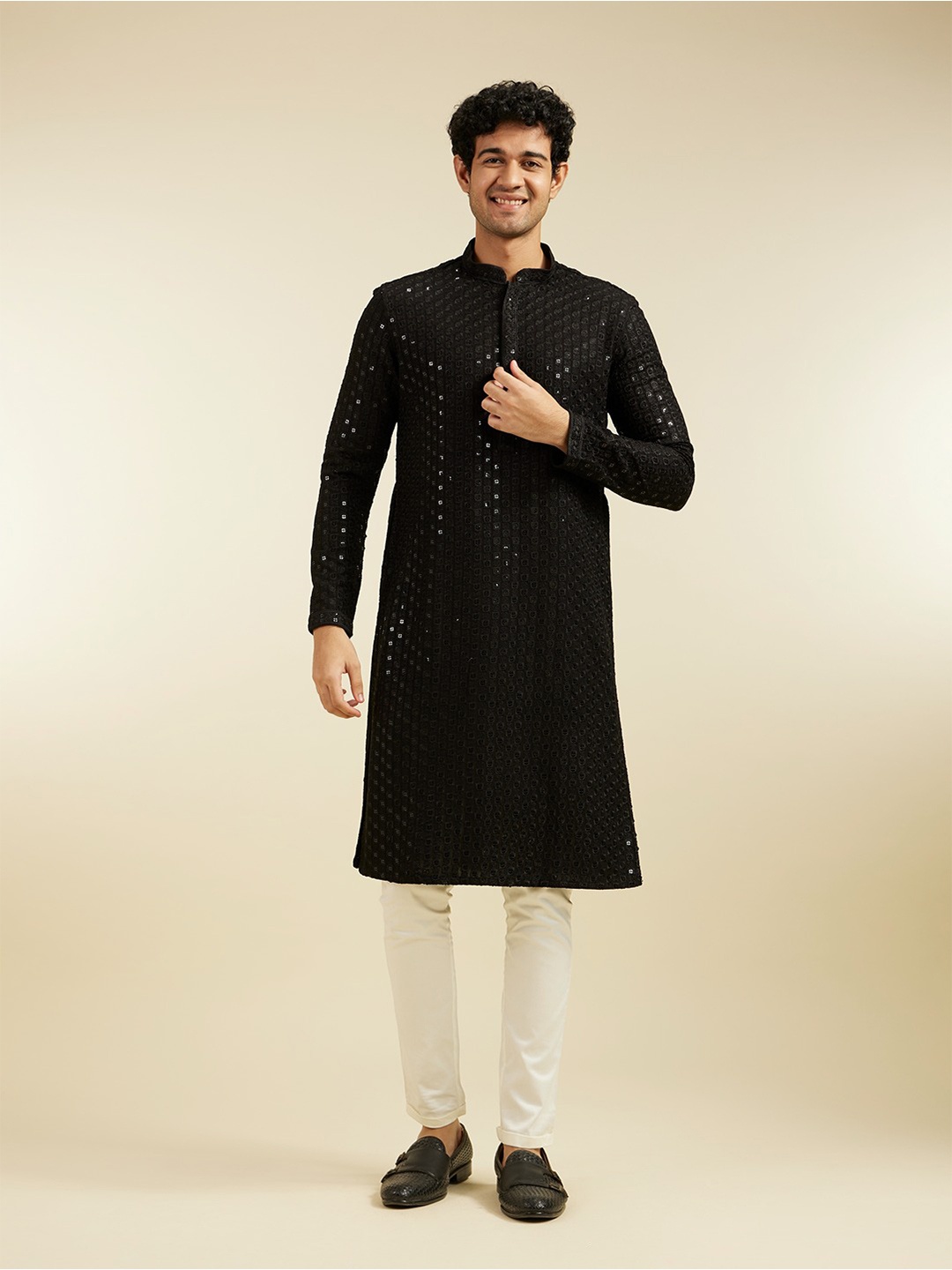 

Diwas by Manyavar Men Embroidered Chikankari & Sequined Mandarin Collar Kurta, Black