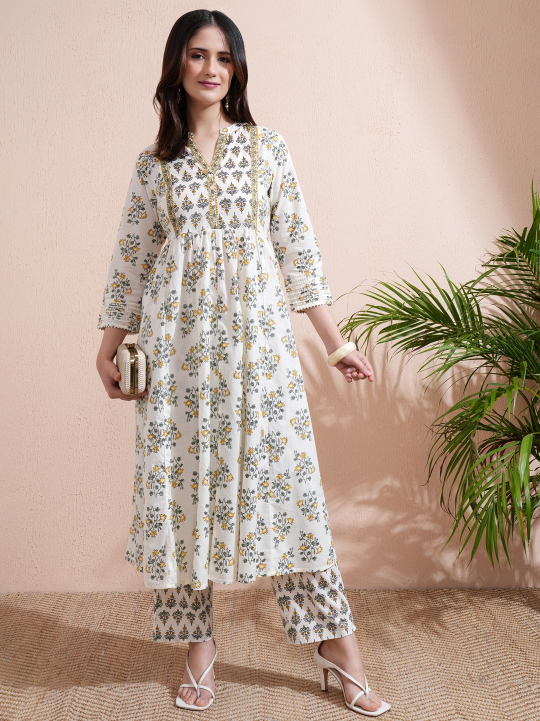 

Vishudh Floral Printed Empire Pure Cotton Kurta With Trousers, Cream