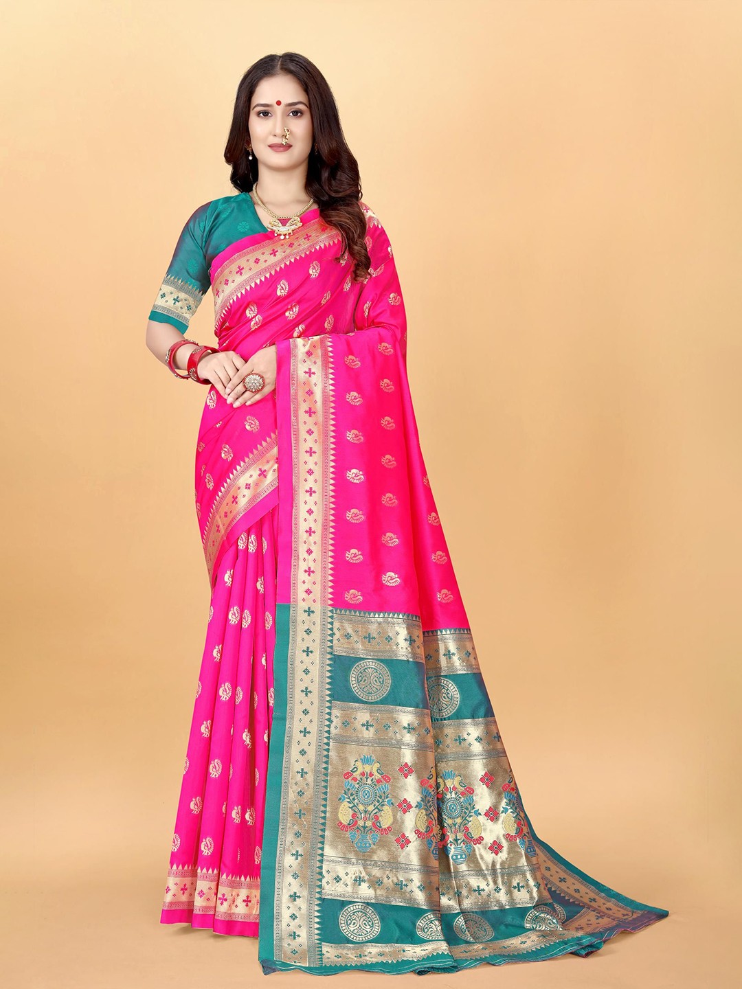 

VenderVilla Woven Design Paithani Saree, Pink