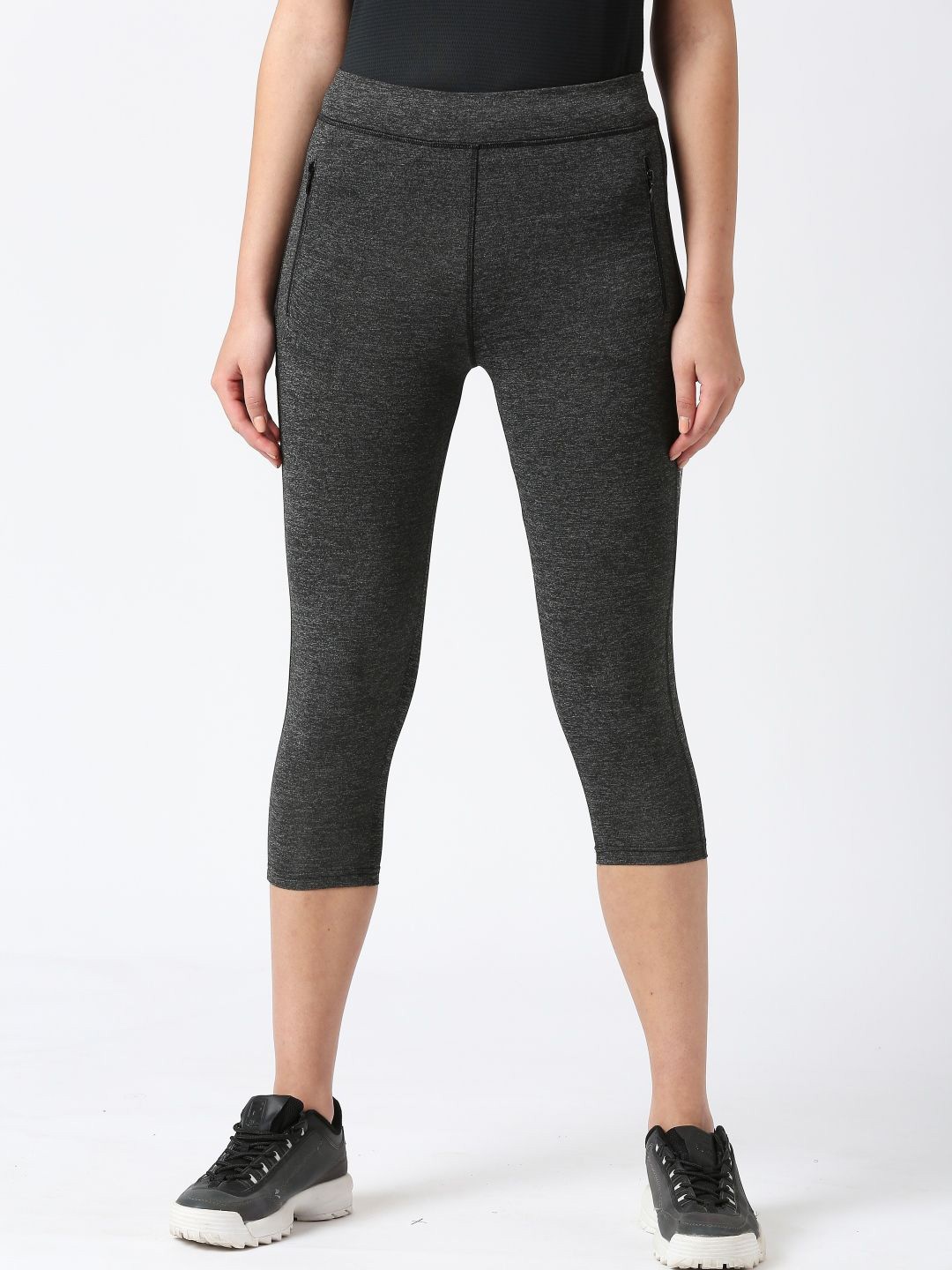 

Lovable Sport Women Skinny Fit Capri, Grey