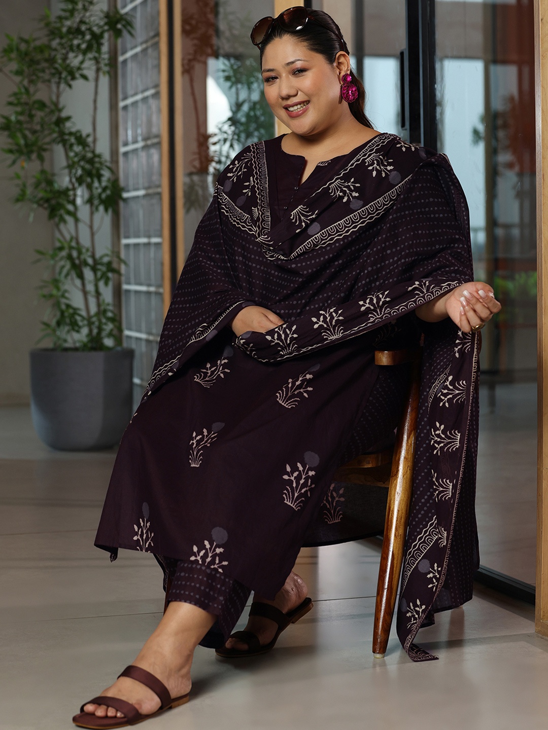 

EXTRA LOVE BY LIBAS Plus Size Floral Printed Pure Cotton Kurta With Trouser & Dupatta, Brown