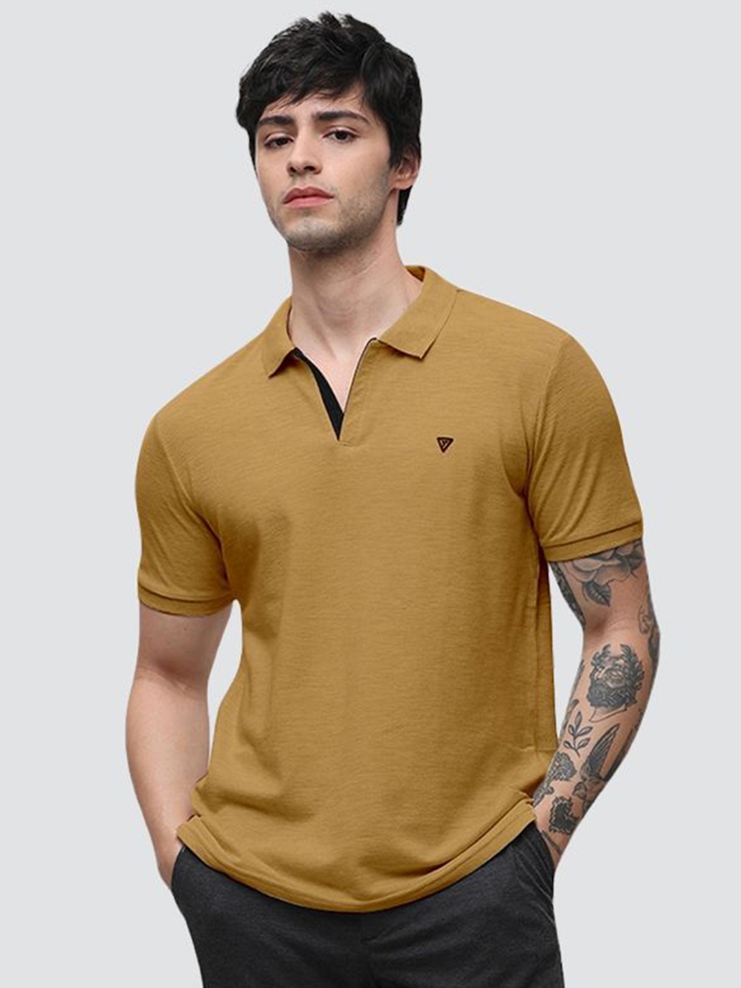 

Klub Fox Men Solid Polo Collar Cotton T-shirt, Khaki