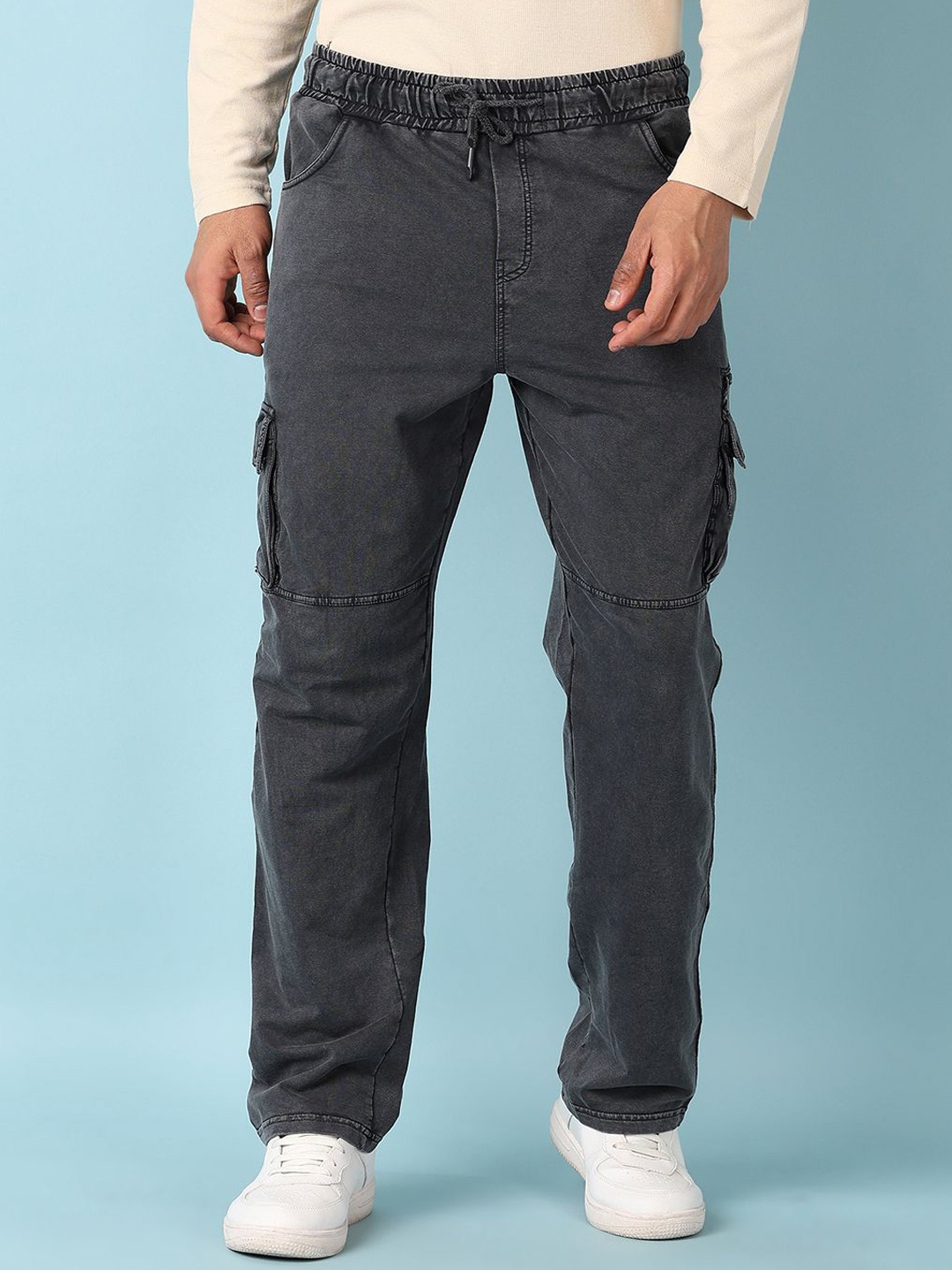 

V-Mart Men Solid Cargos Trousers, Grey