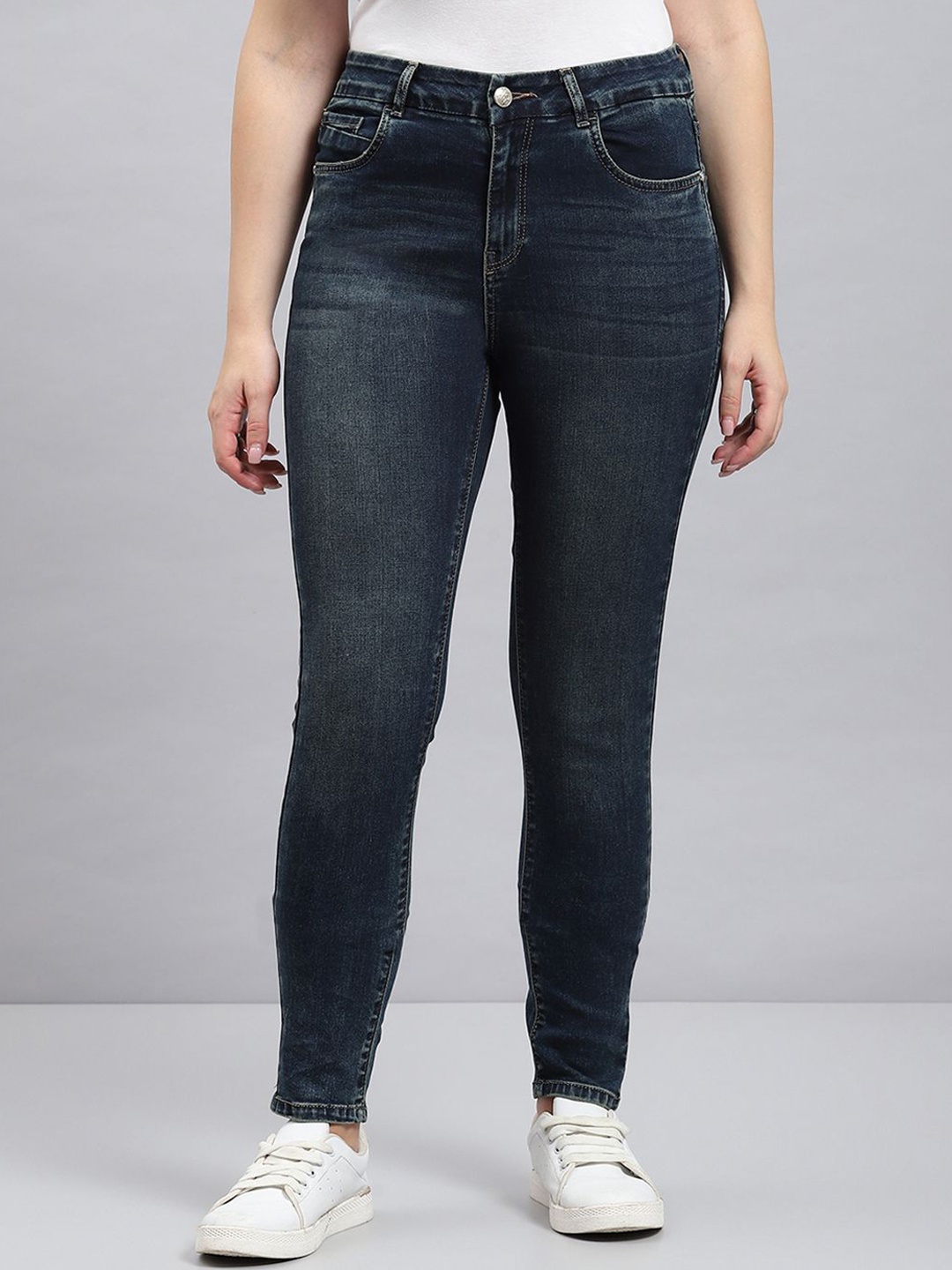 

Monte Carlo Women Slim Fit Heavy Fade Jeans, Blue